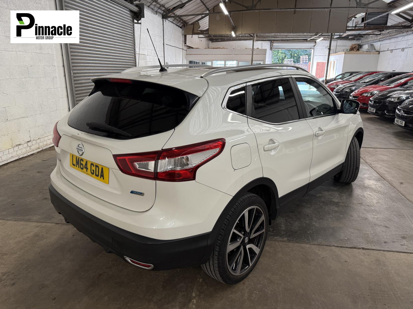 Nissan Qashqai 1.5 dCi Tekna SUV 5dr Diesel Manual 2WD Euro 5 (s/s) (110 ps)