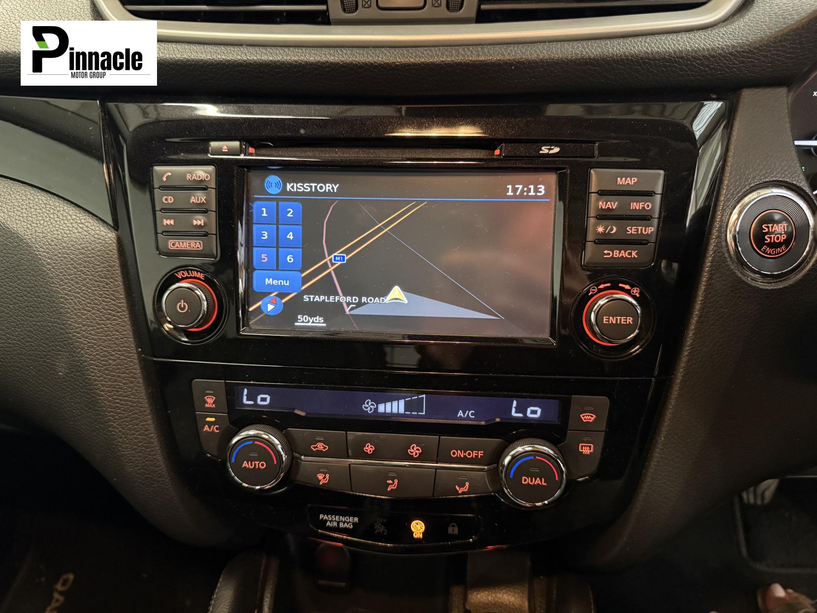 Nissan Qashqai 1.5 dCi Tekna SUV 5dr Diesel Manual 2WD Euro 5 (s/s) (110 ps)