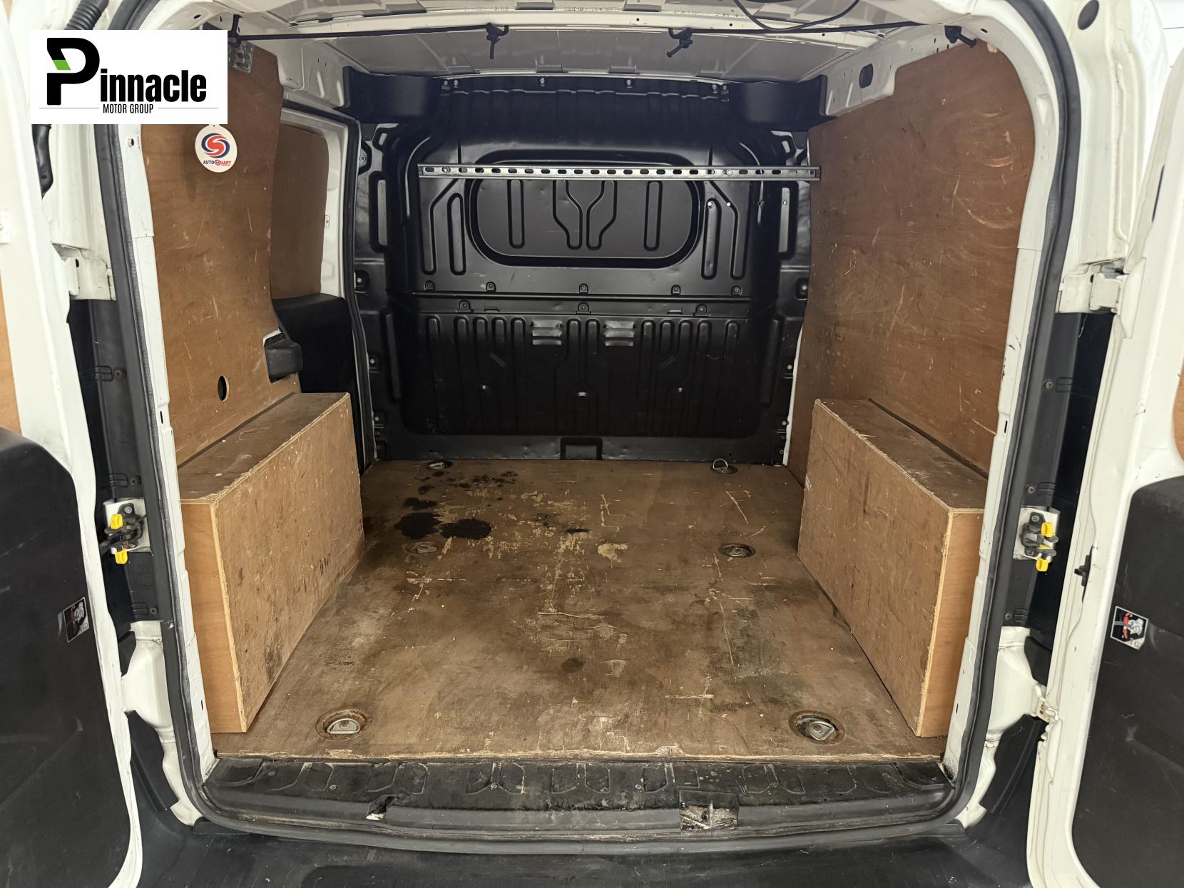 Fiat Doblo 1.3 JTD MultiJet 16v Panel Van 4dr Diesel Manual L1 H1 (126 g/km, 90 bhp)