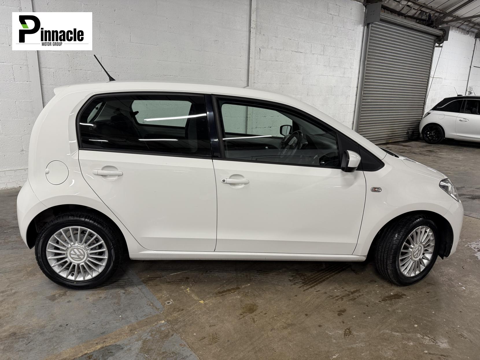 Volkswagen up! 1.0 High up! Hatchback 5dr Petrol Manual Euro 5 (75 ps)