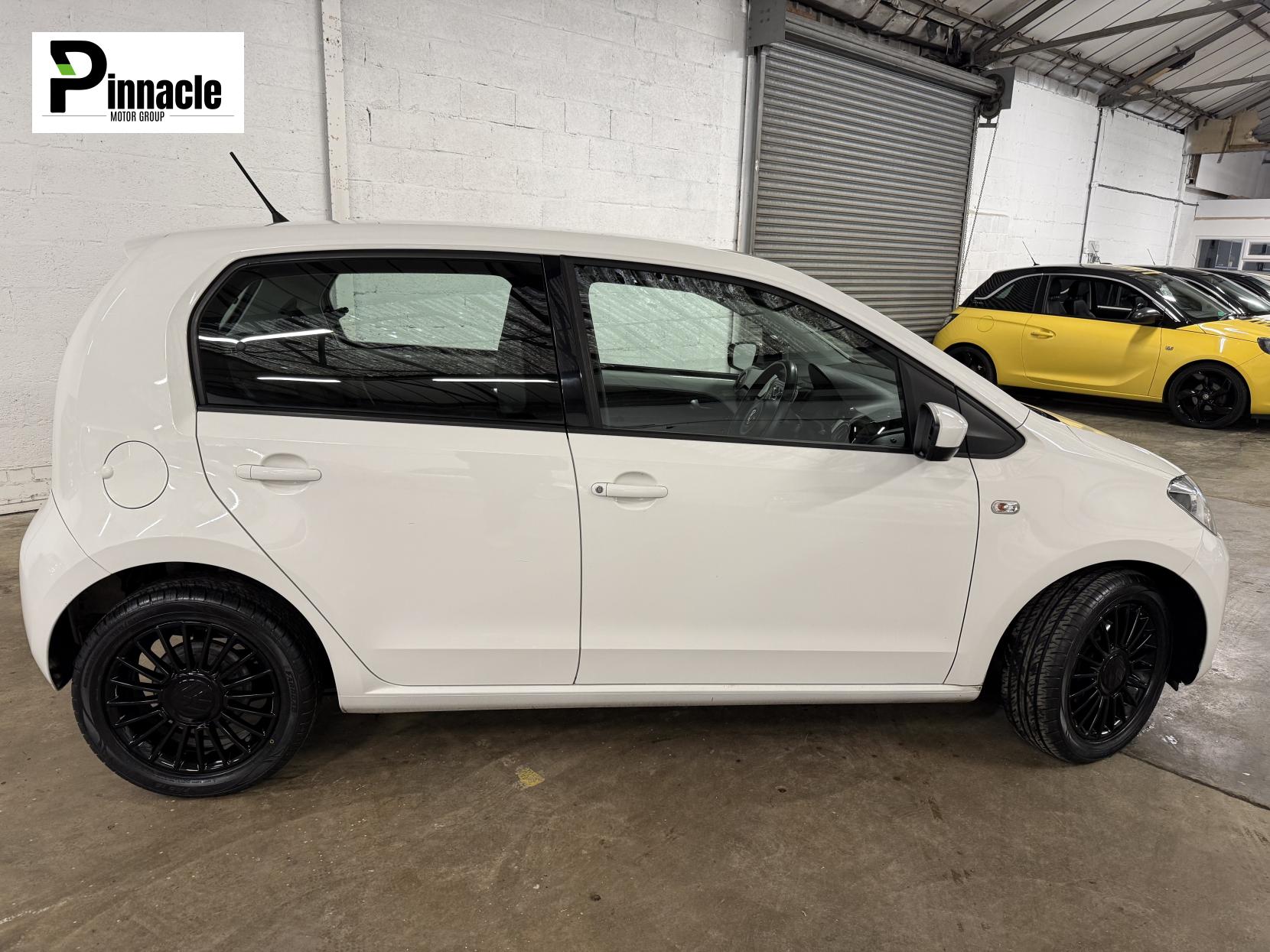 Volkswagen up! 1.0 High up! Hatchback 5dr Petrol Manual Euro 5 (75 ps)