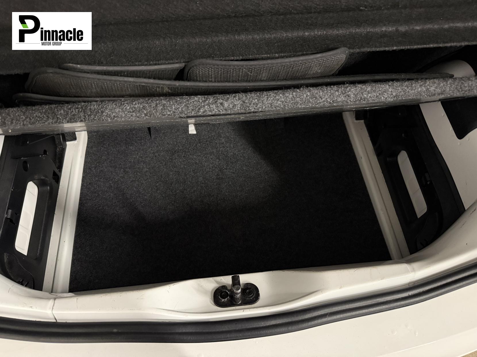 Volkswagen up! 1.0 High up! Hatchback 5dr Petrol Manual Euro 5 (75 ps)