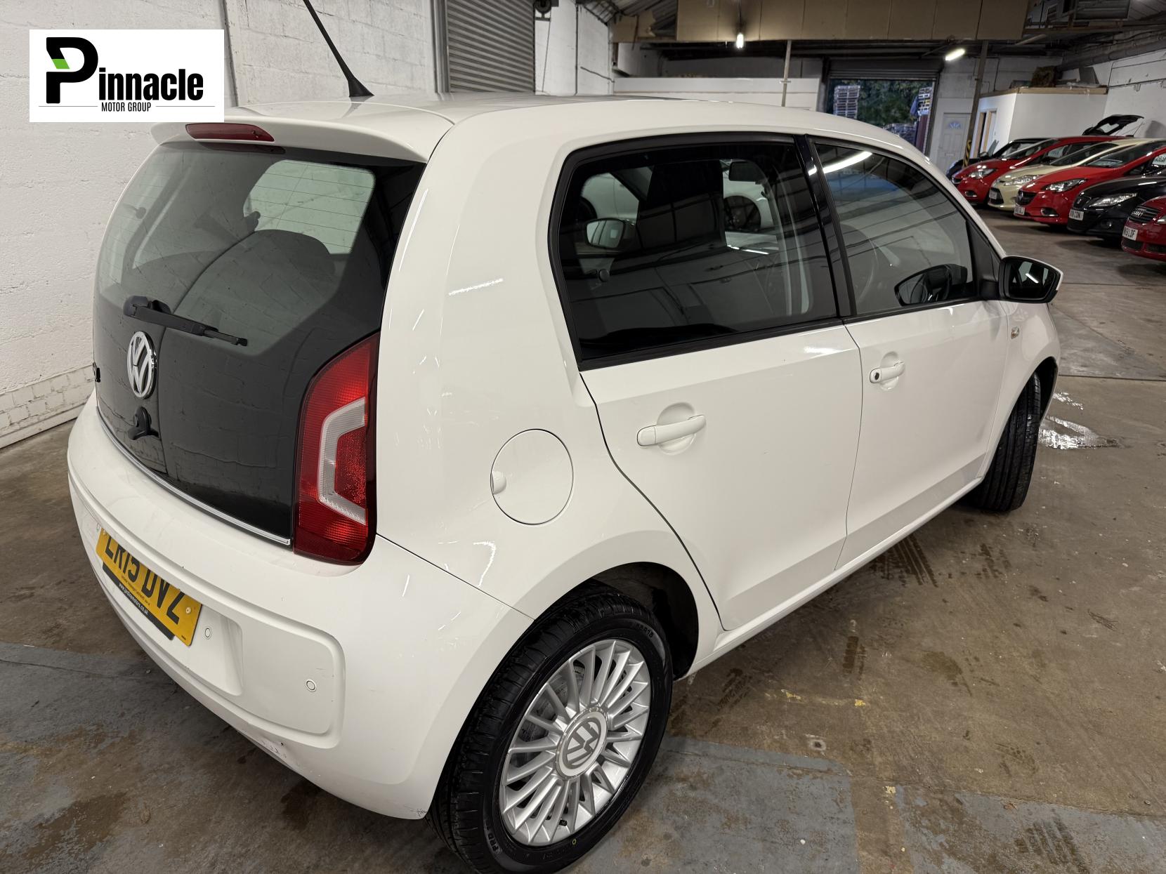 Volkswagen up! 1.0 High up! Hatchback 5dr Petrol Manual Euro 5 (75 ps)