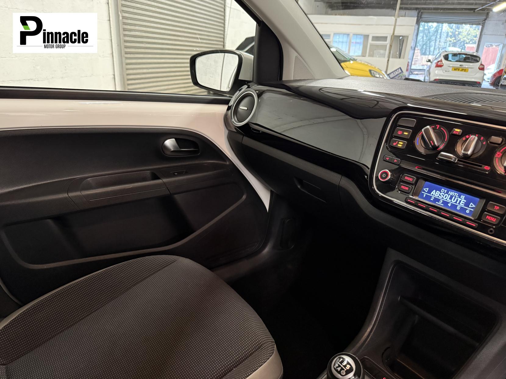 Volkswagen up! 1.0 High up! Hatchback 5dr Petrol Manual Euro 5 (75 ps)