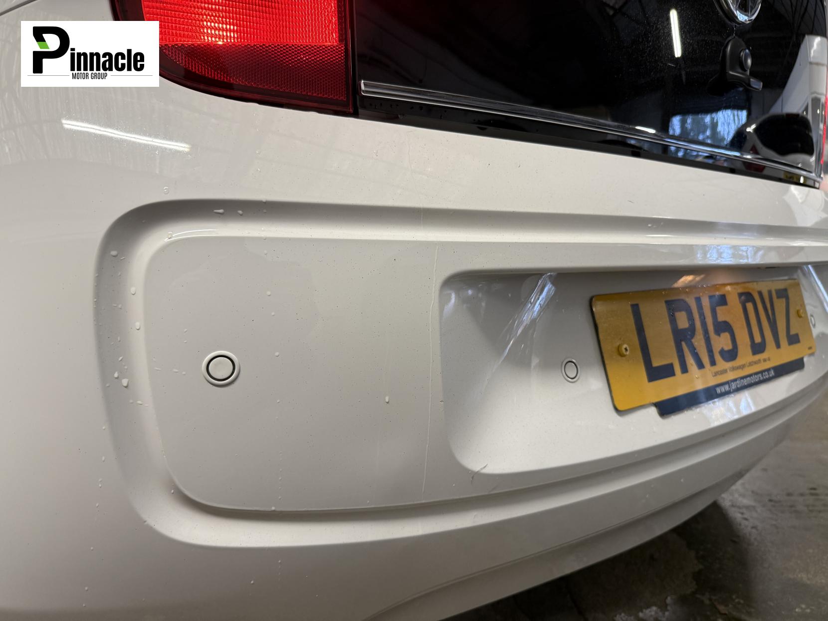 Volkswagen up! 1.0 High up! Hatchback 5dr Petrol Manual Euro 5 (75 ps)