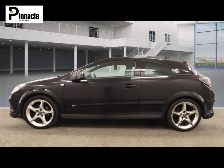 Vauxhall Astra 1.8i 16v SRi Sport Hatch 3dr Petrol Manual (175 g/km, 138 bhp)