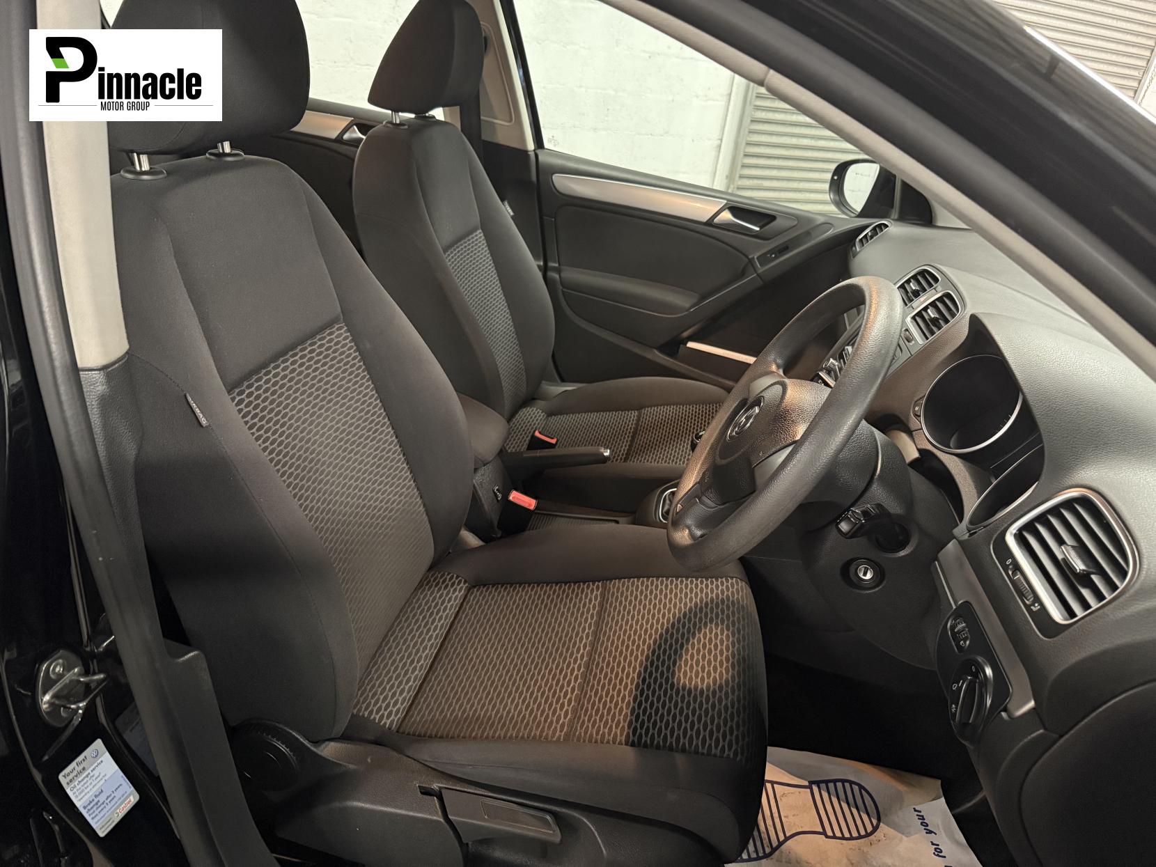 Volkswagen Golf 1.6 TDI S Hatchback 5dr Diesel Manual Euro 5 (105 ps)