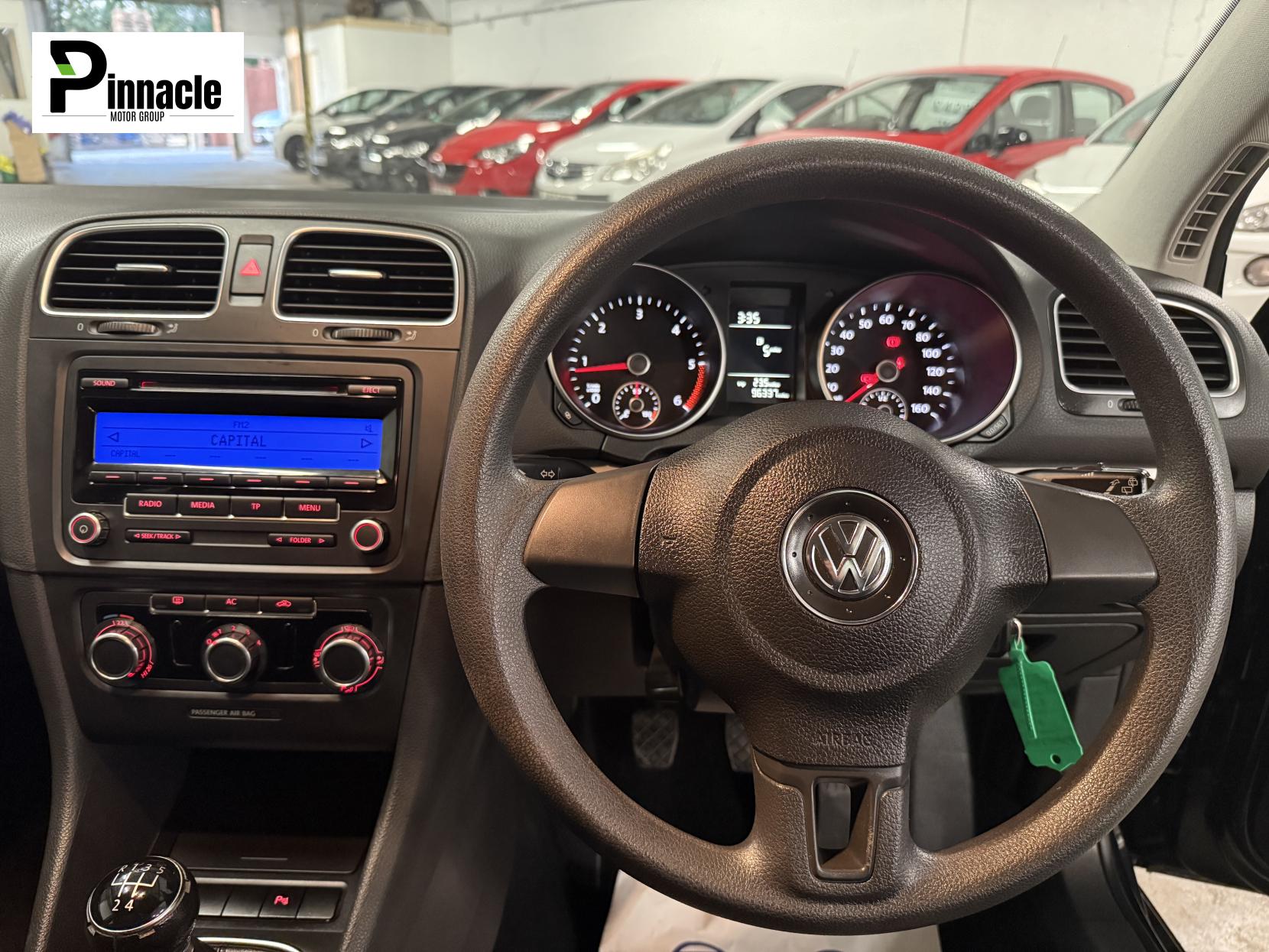 Volkswagen Golf 1.6 TDI S Hatchback 5dr Diesel Manual Euro 5 (105 ps)