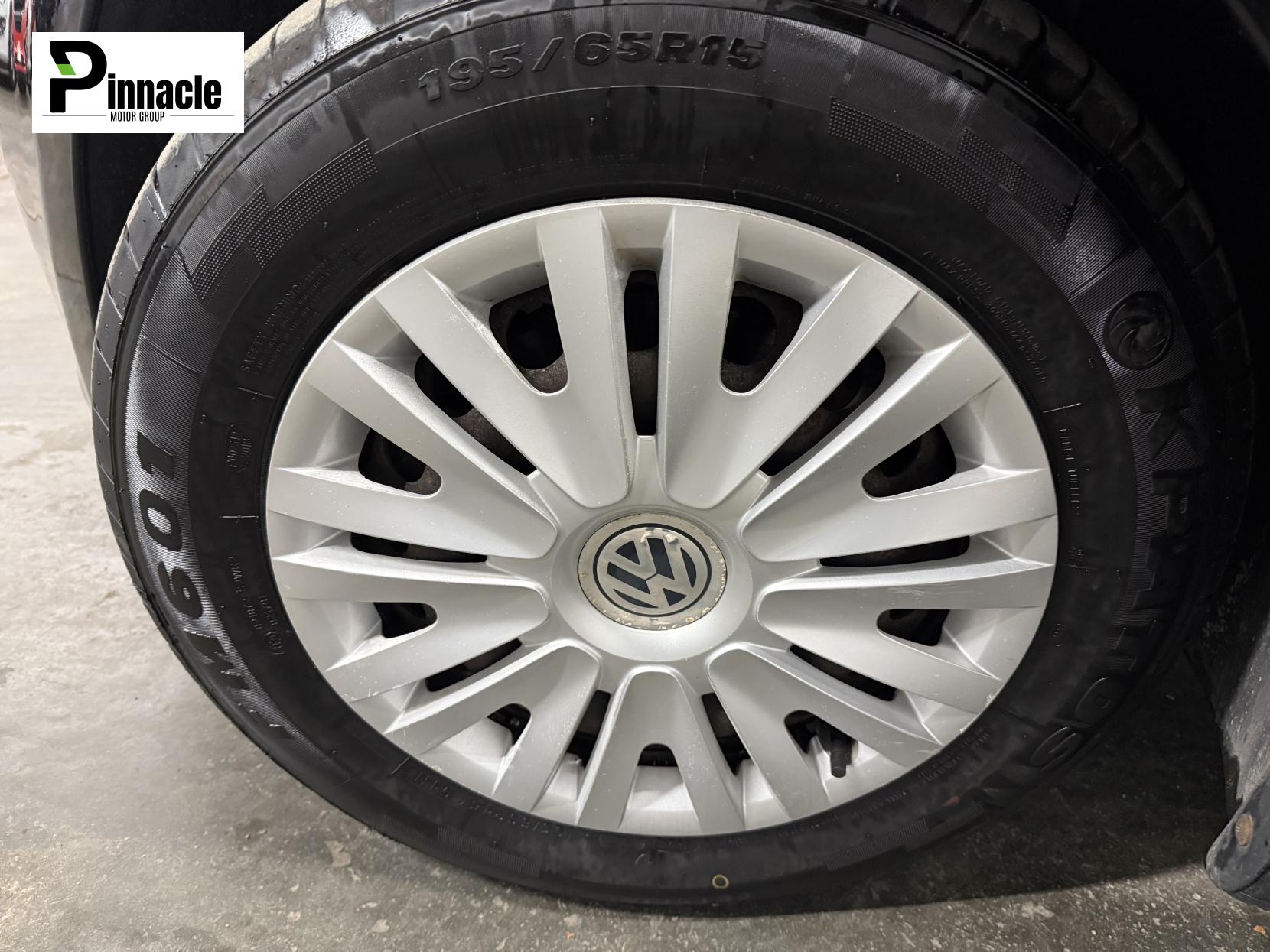 Volkswagen Golf 1.6 TDI S Hatchback 5dr Diesel Manual Euro 5 (105 ps)