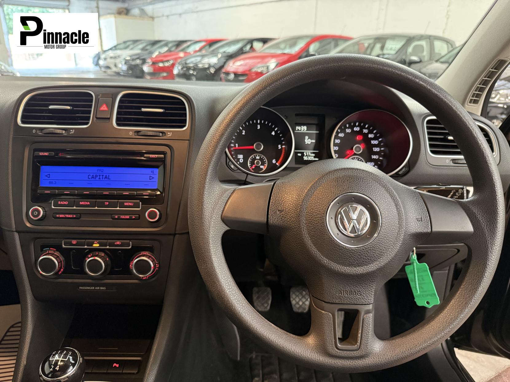 Volkswagen Golf 1.6 TDI S Hatchback 5dr Diesel Manual Euro 5 (105 ps)