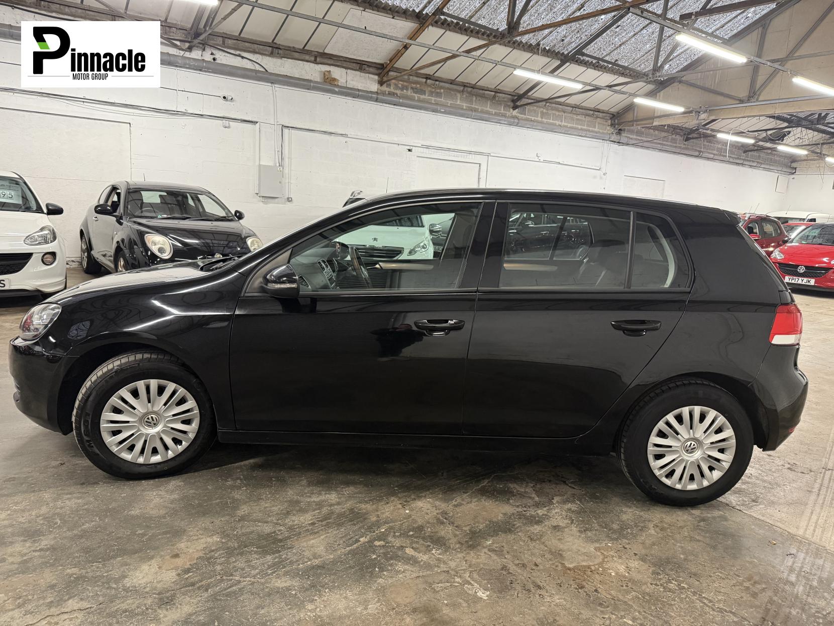 Volkswagen Golf 1.6 TDI S Hatchback 5dr Diesel Manual Euro 5 (105 ps)