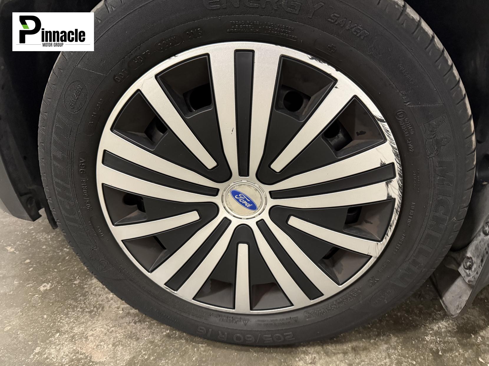 Ford Transit Connect 1.6 TDCi 200 Panel Van 5dr Diesel Manual L1 H1 (124 g/km, 74 bhp)