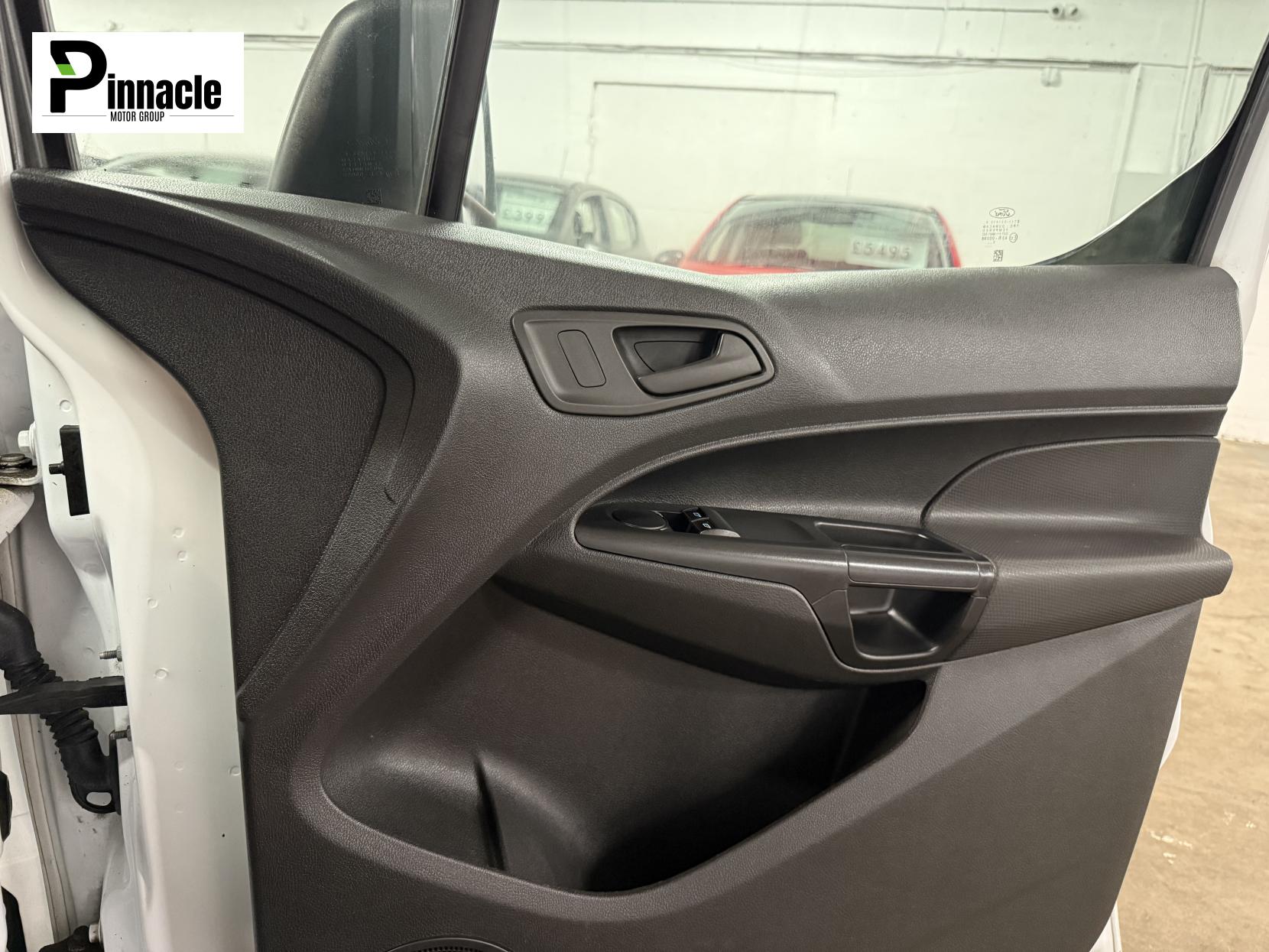 Ford Transit Connect 1.6 TDCi 200 Panel Van 5dr Diesel Manual L1 H1 (124 g/km, 74 bhp)