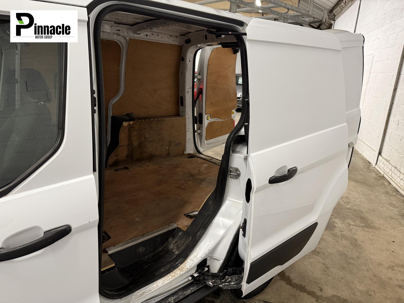 Ford Transit Connect 1.6 TDCi 200 Panel Van 5dr Diesel Manual L1 H1 (124 g/km, 74 bhp)