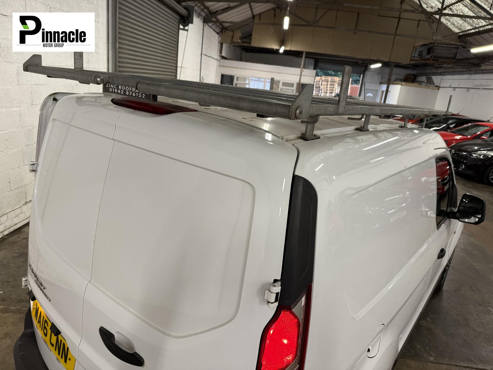 Ford Transit Connect 1.6 TDCi 200 Panel Van 5dr Diesel Manual L1 H1 (124 g/km, 74 bhp)