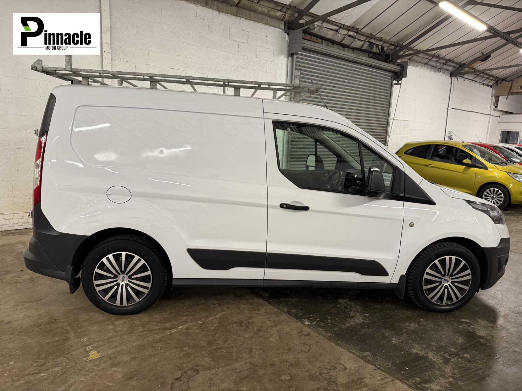 Ford Transit Connect 1.6 TDCi 200 Panel Van 5dr Diesel Manual L1 H1 (124 g/km, 74 bhp)