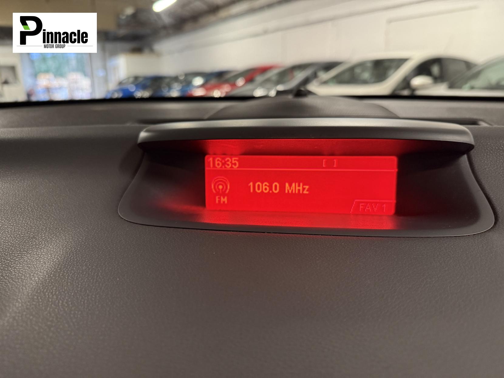 Vauxhall Meriva 1.7 CDTi SE MPV 5dr Diesel Auto Euro 5 (100 ps)