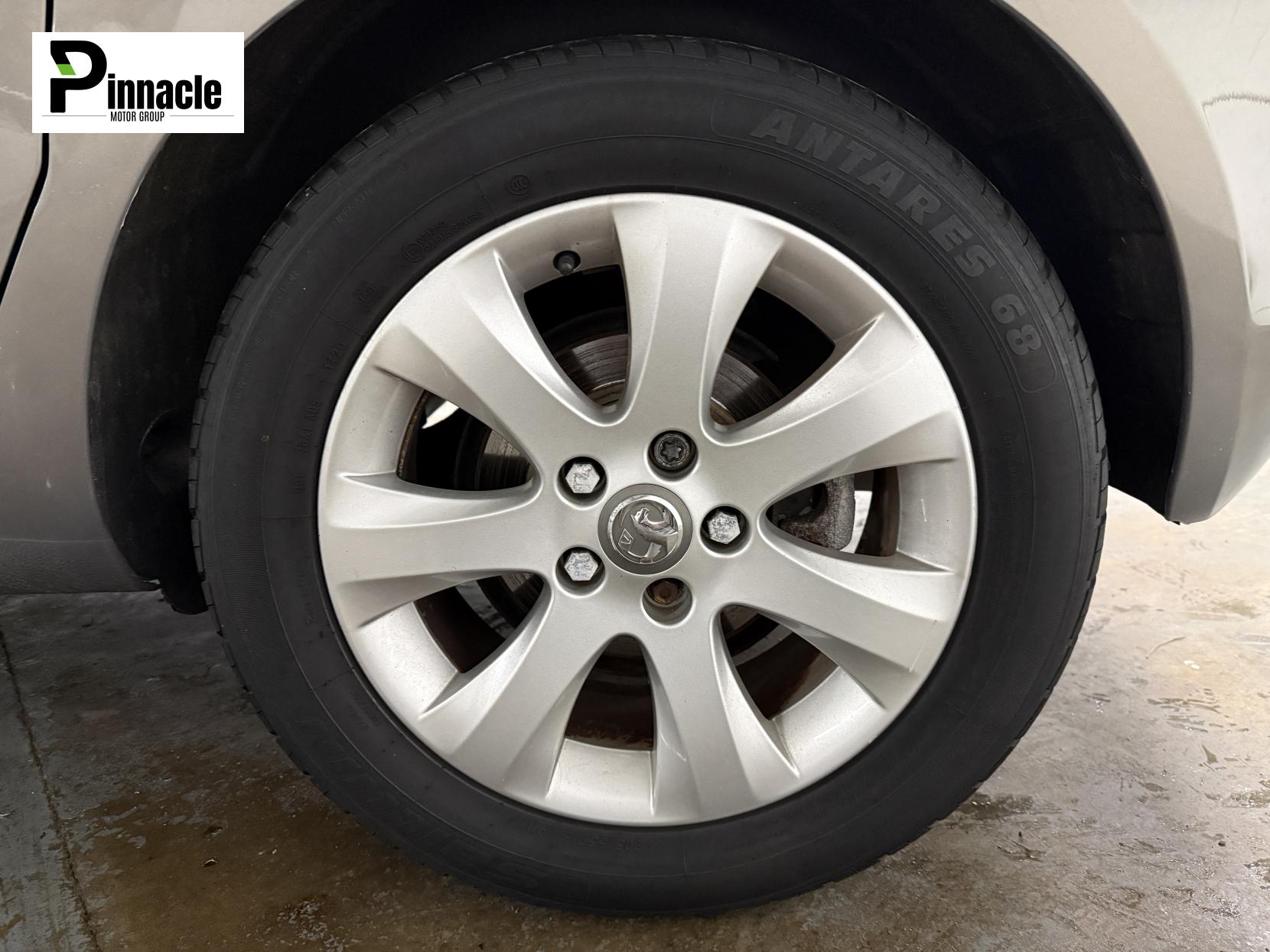 Vauxhall Meriva 1.7 CDTi SE MPV 5dr Diesel Auto Euro 5 (100 ps)