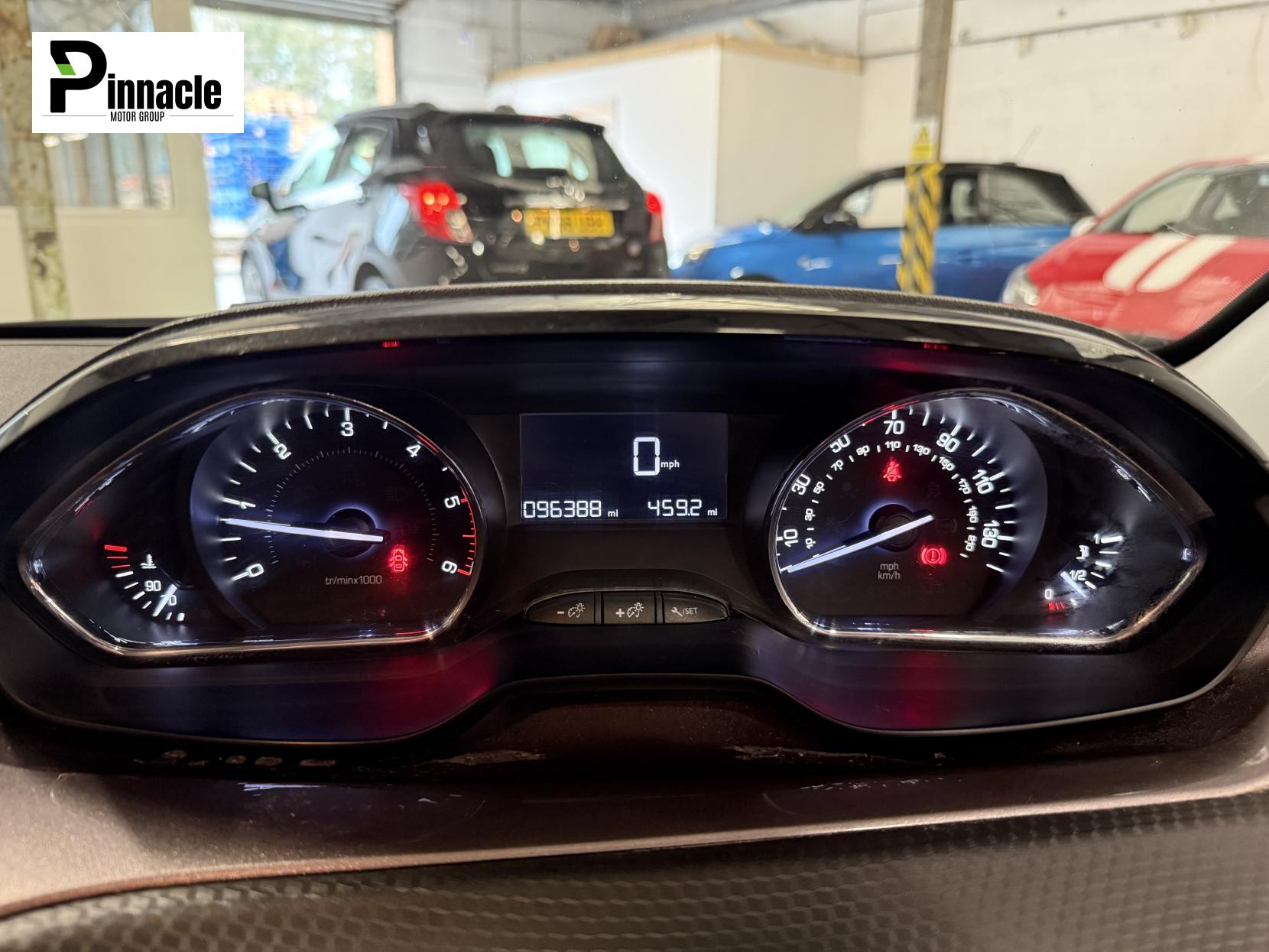 Peugeot 2008 1.6 e-HDi Active SUV 5dr Diesel Manual Euro 5 (s/s) (92 ps)