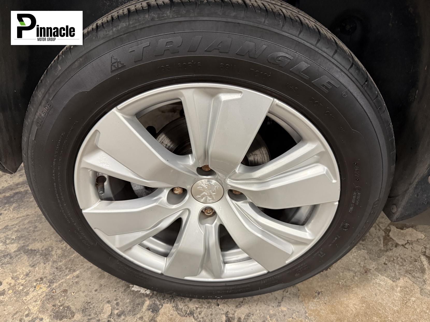 Peugeot 2008 1.6 e-HDi Active SUV 5dr Diesel Manual Euro 5 (s/s) (92 ps)