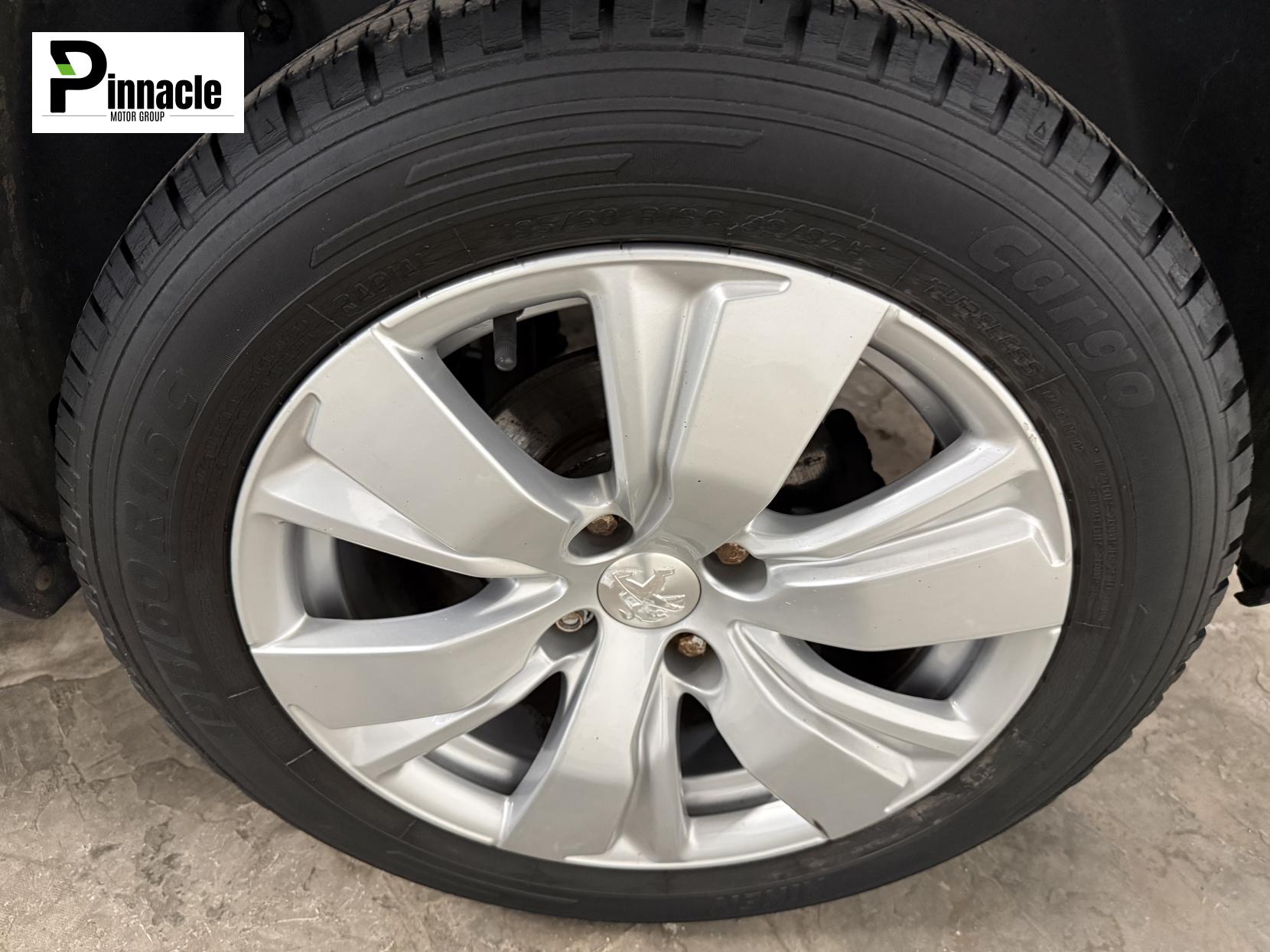 Peugeot 2008 1.6 e-HDi Active SUV 5dr Diesel Manual Euro 5 (s/s) (92 ps)