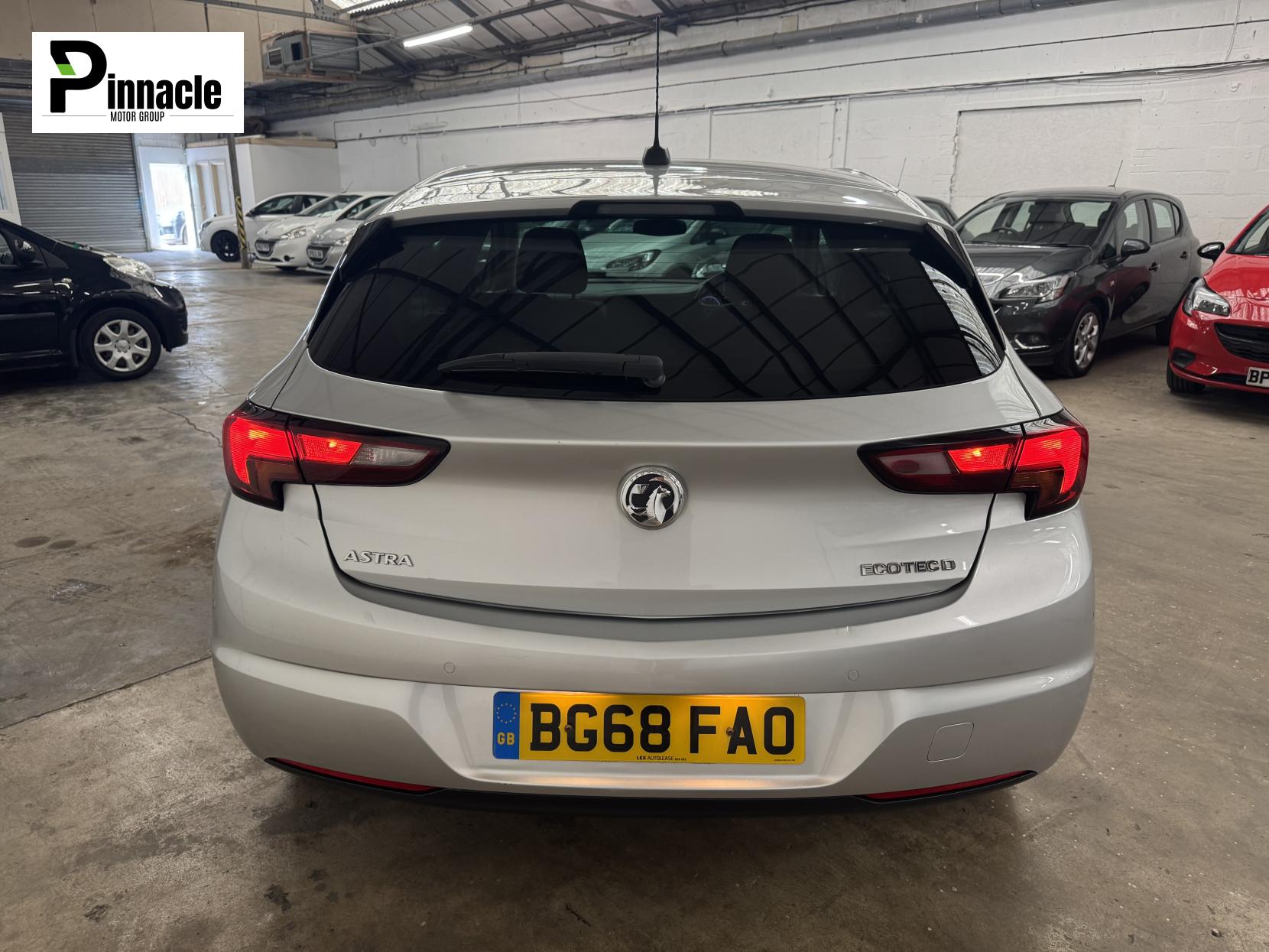 Vauxhall Astra 1.6 CDTi ecoTEC BlueInjection Tech Line Nav Hatchback 5dr Diesel Manual Euro 6 (s/s) (110 ps)