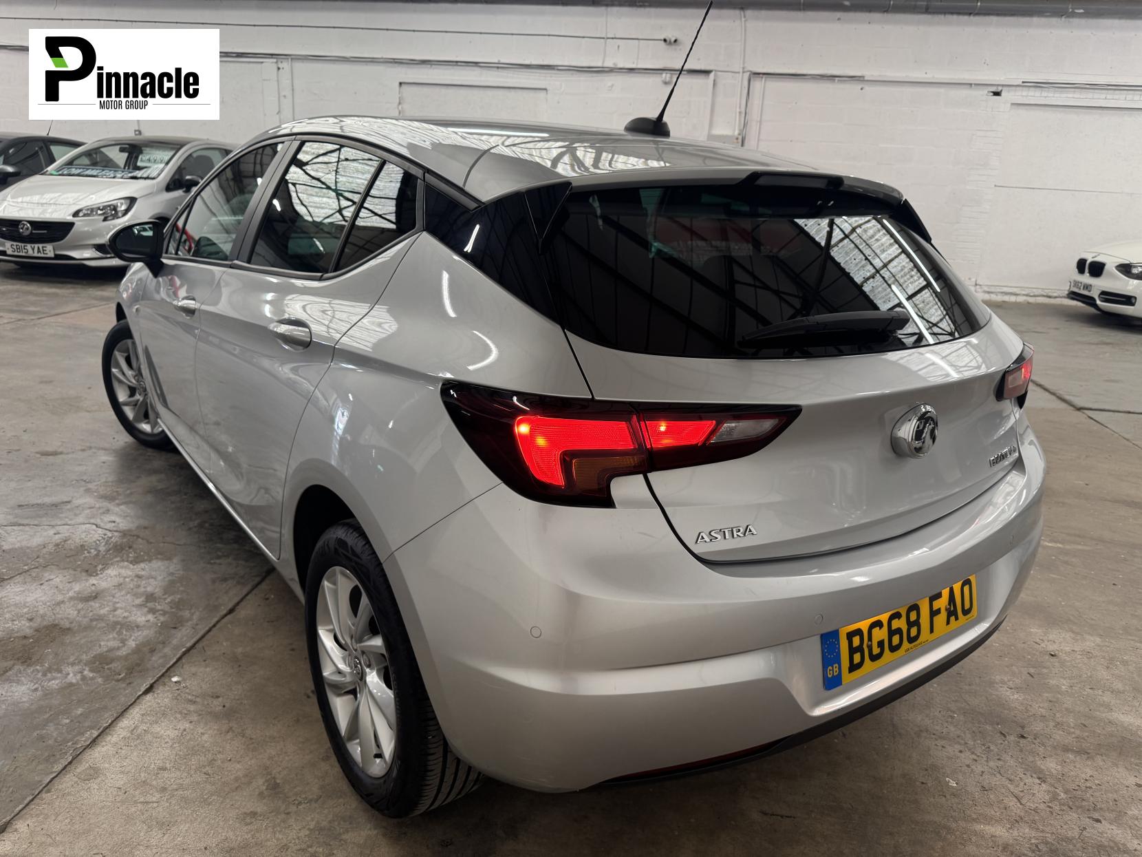 Vauxhall Astra 1.6 CDTi ecoTEC BlueInjection Tech Line Nav Hatchback 5dr Diesel Manual Euro 6 (s/s) (110 ps)