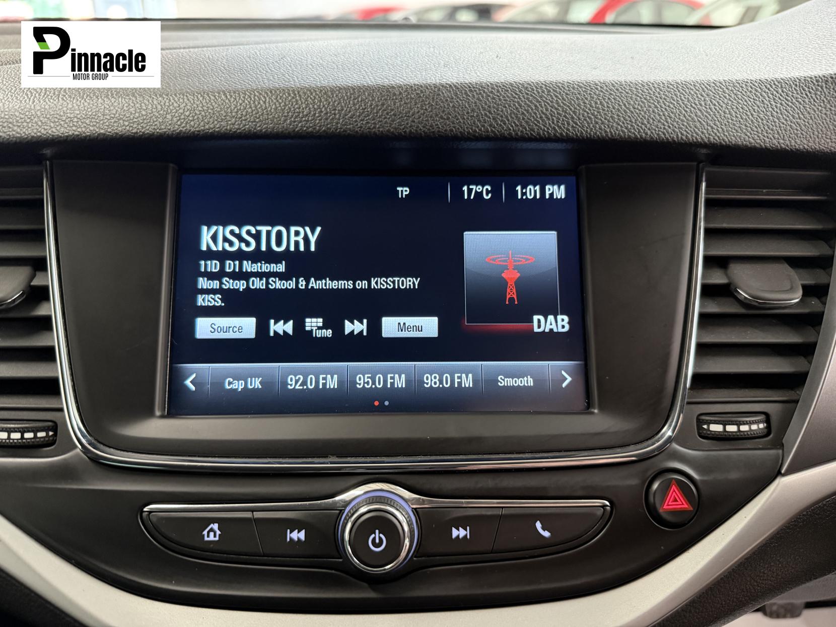 Vauxhall Astra 1.6 CDTi ecoTEC BlueInjection Tech Line Nav Hatchback 5dr Diesel Manual Euro 6 (s/s) (110 ps)