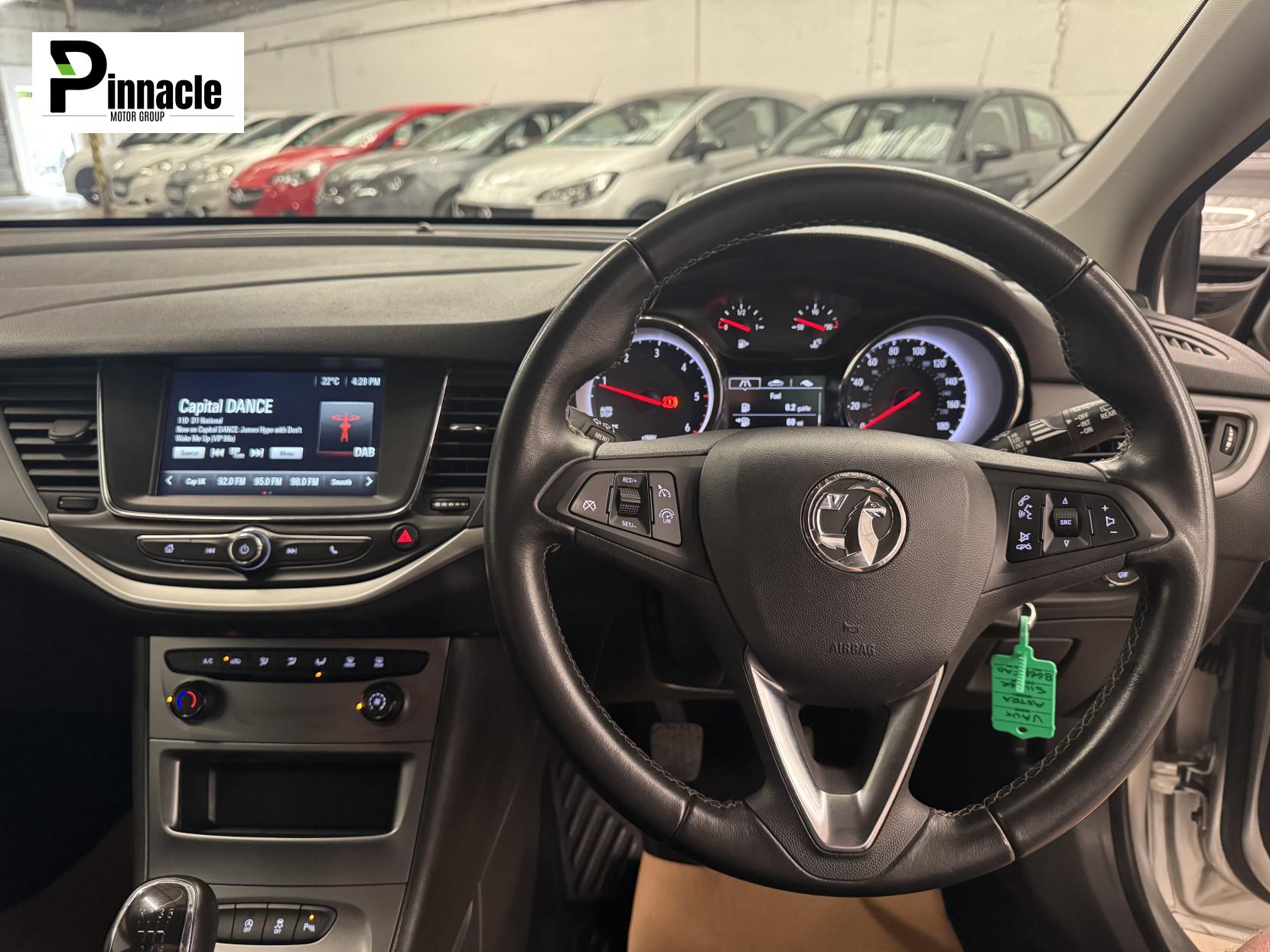 Vauxhall Astra 1.6 CDTi ecoTEC BlueInjection Tech Line Nav Hatchback 5dr Diesel Manual Euro 6 (s/s) (110 ps)