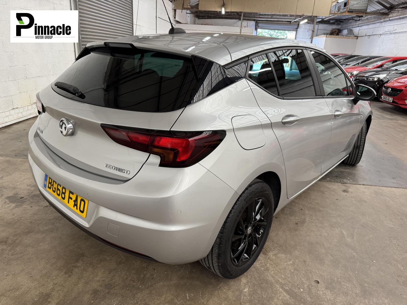 Vauxhall Astra 1.6 CDTi ecoTEC BlueInjection Tech Line Nav Hatchback 5dr Diesel Manual Euro 6 (s/s) (110 ps)