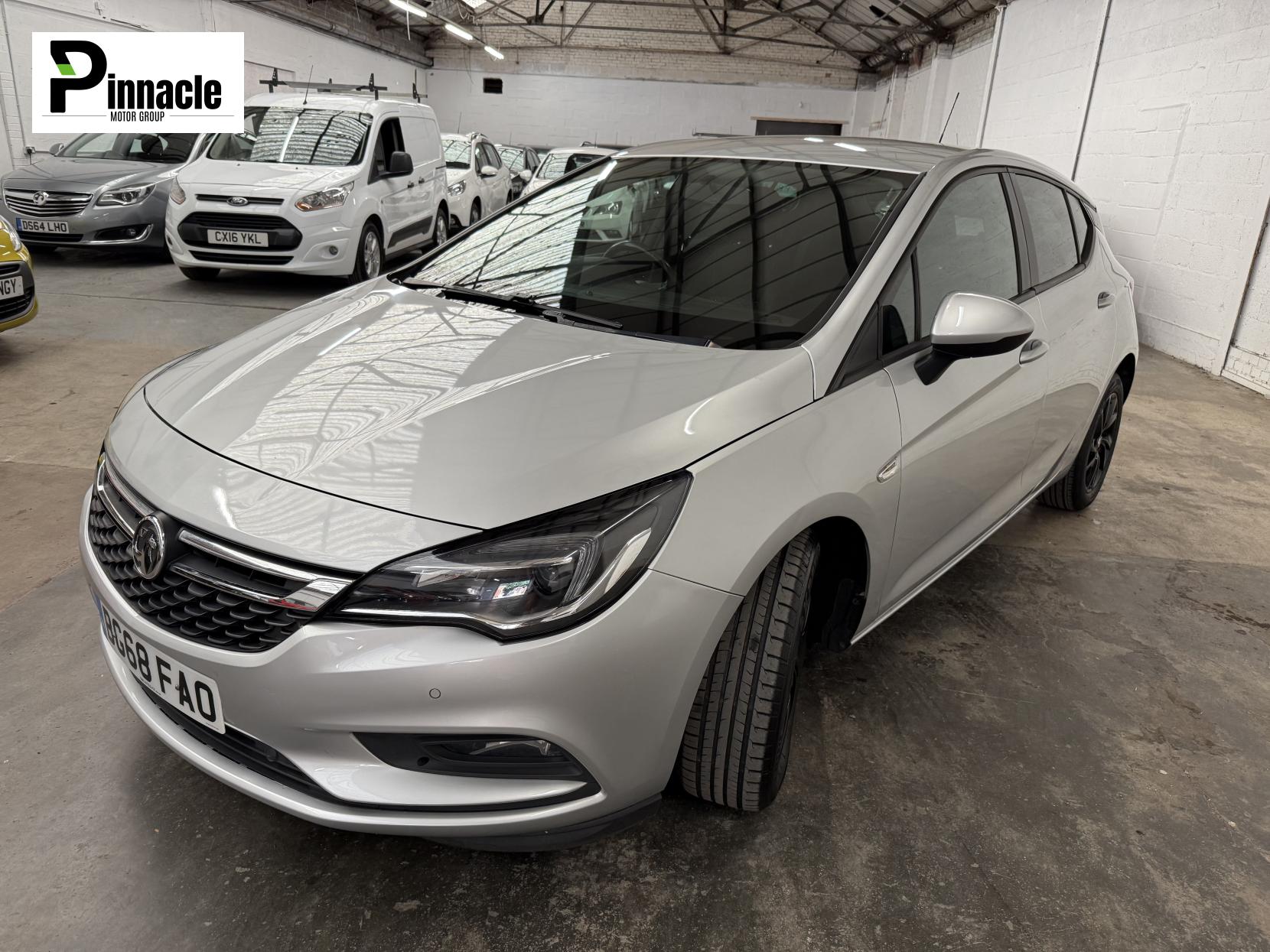 Vauxhall Astra 1.6 CDTi ecoTEC BlueInjection Tech Line Nav Hatchback 5dr Diesel Manual Euro 6 (s/s) (110 ps)