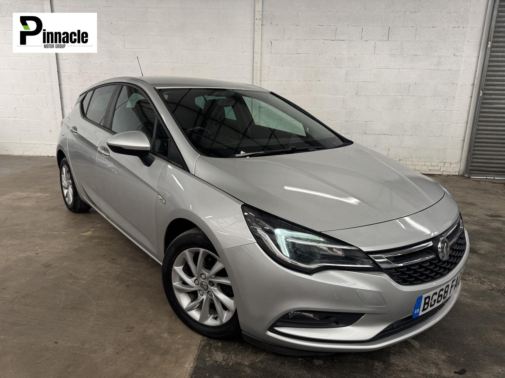 Vauxhall Astra 1.6 CDTi ecoTEC BlueInjection Tech Line Nav Hatchback 5dr Diesel Manual Euro 6 (s/s) (110 ps)