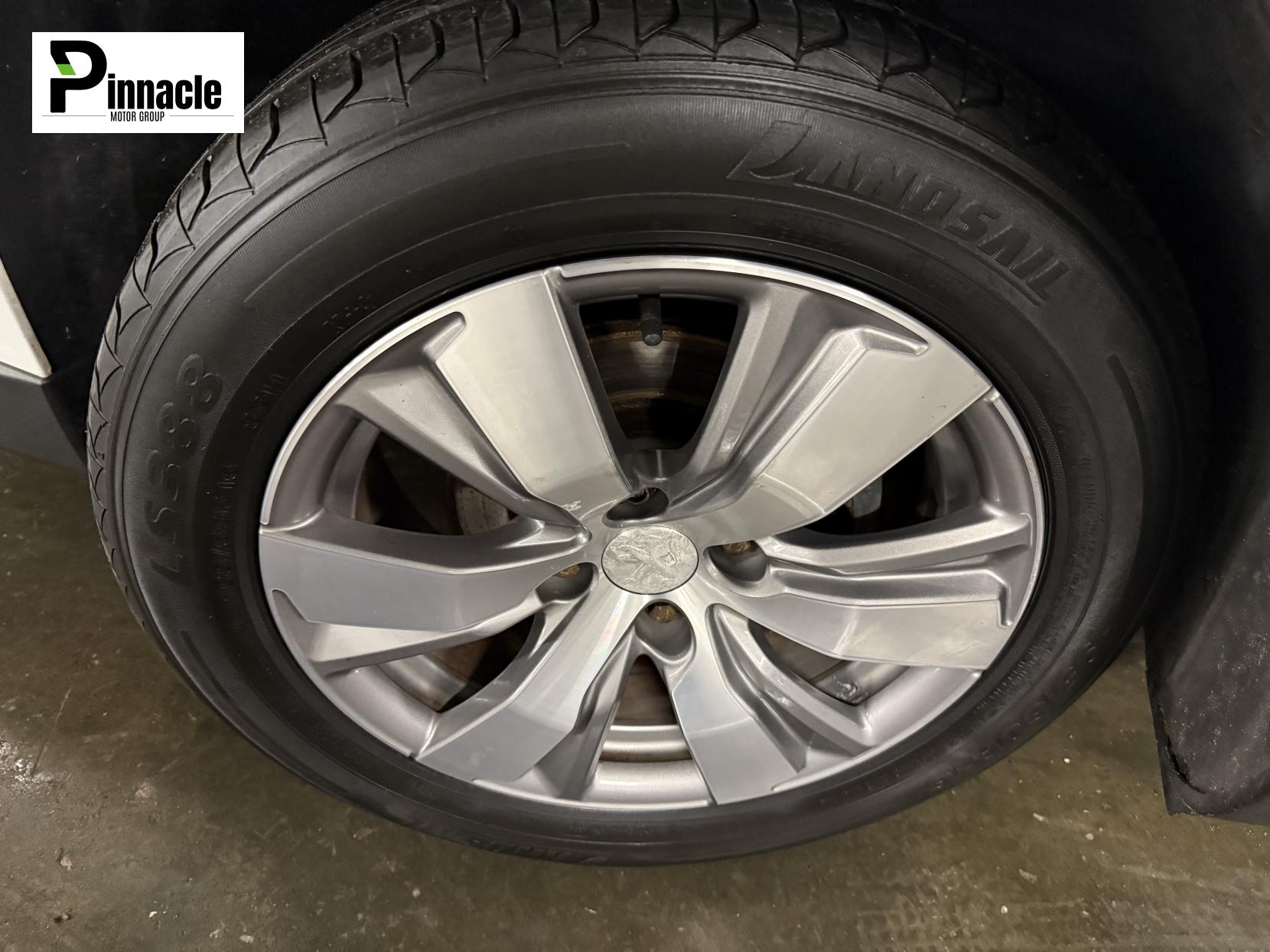 Peugeot 2008 1.2 PureTech Allure SUV 5dr Petrol Manual Euro 6 (82 ps)