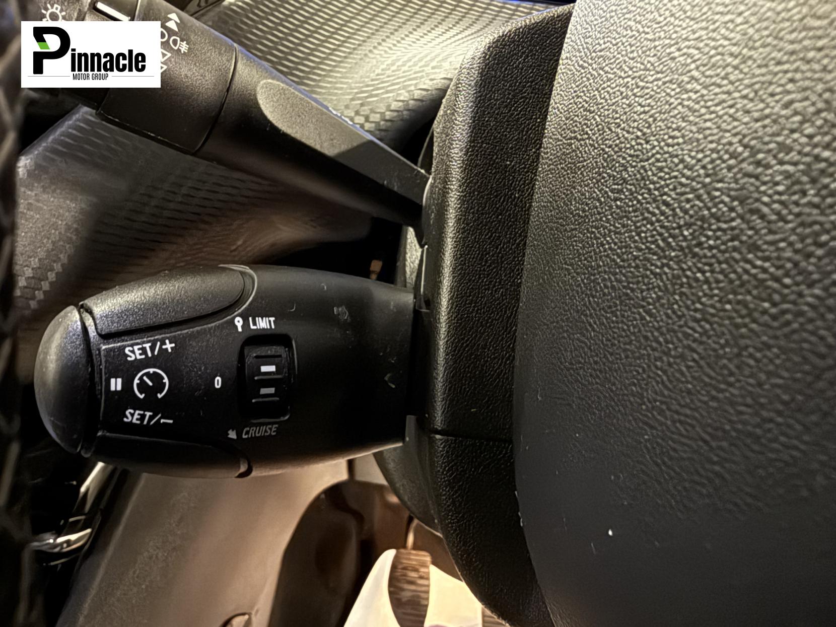 Peugeot 2008 1.2 PureTech Allure SUV 5dr Petrol Manual Euro 6 (82 ps)