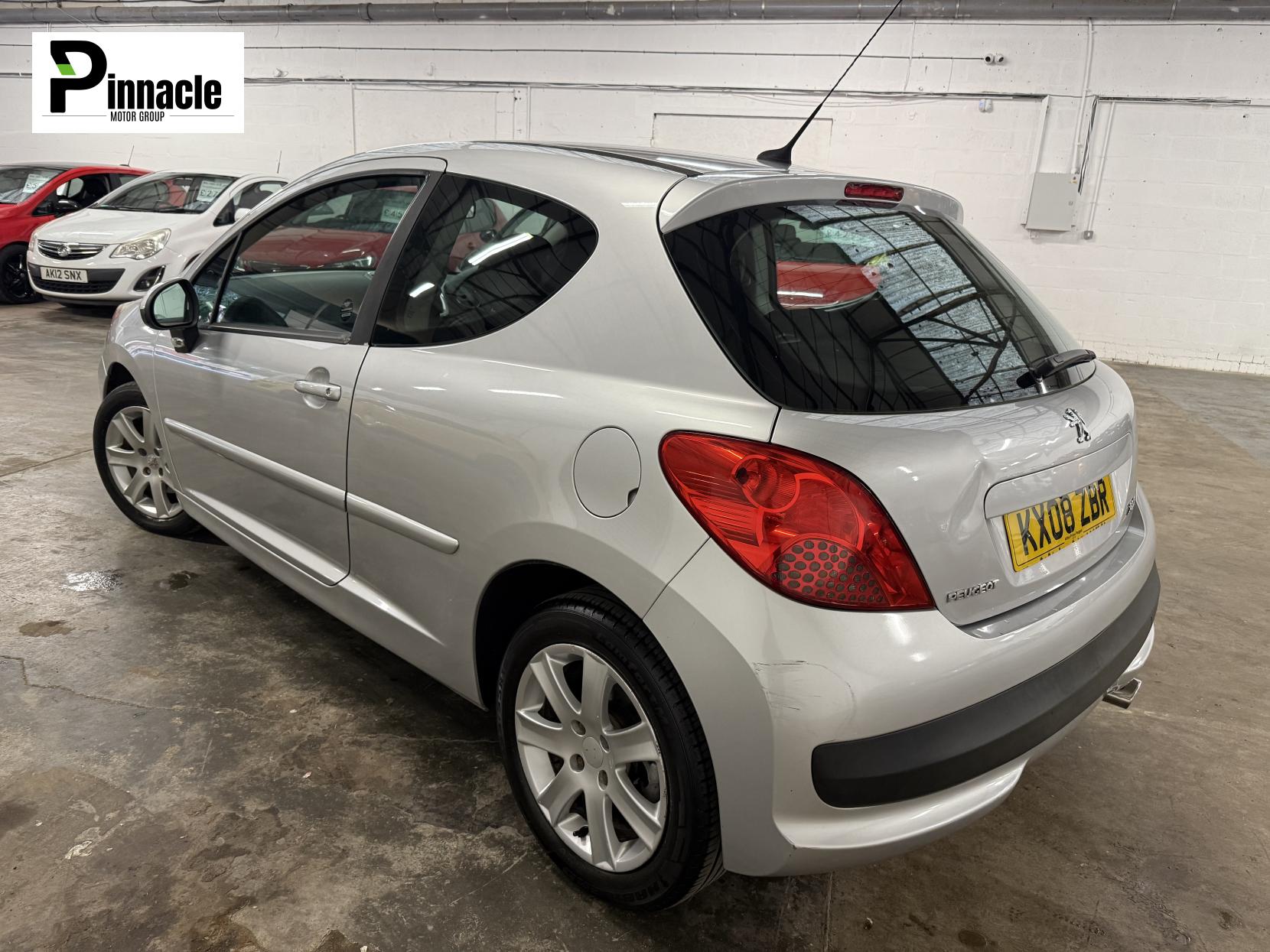 Peugeot 207 1.6 16v Sport Hatchback 3dr Petrol Automatic (167 g/km, 120 bhp)