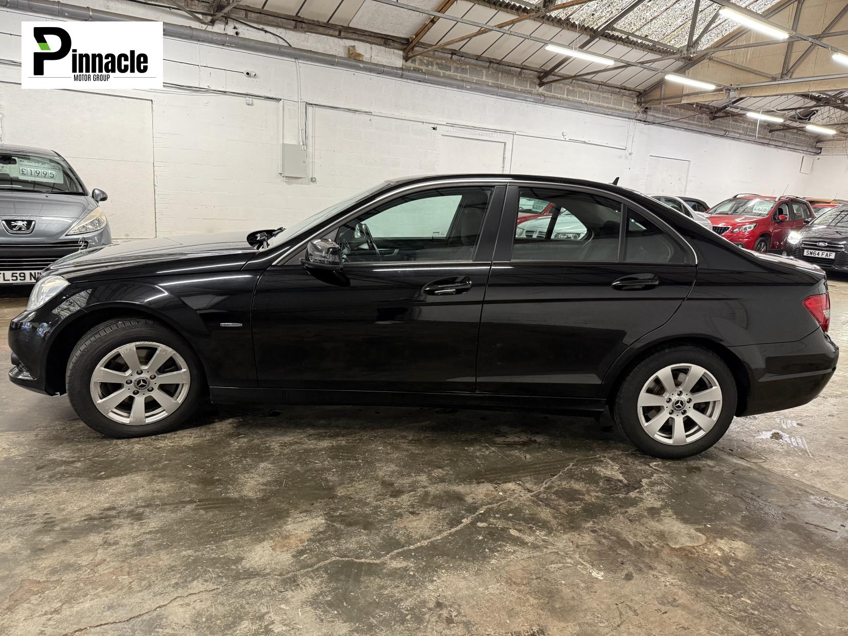 Mercedes-Benz C Class 2.1 C220 CDI BlueEfficiency SE Saloon 4dr Diesel Manual Euro 5 (s/s) (170 ps)