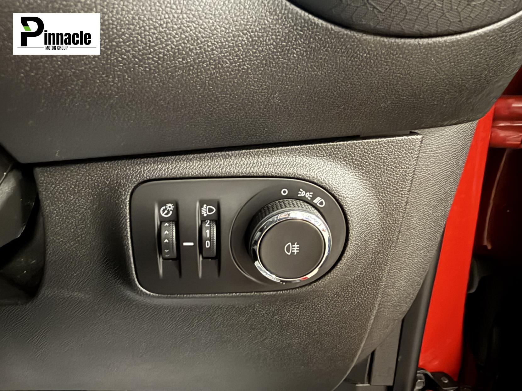 Vauxhall ADAM 1.2i JAM Hatchback 3dr Petrol Manual Euro 6 (70 ps)