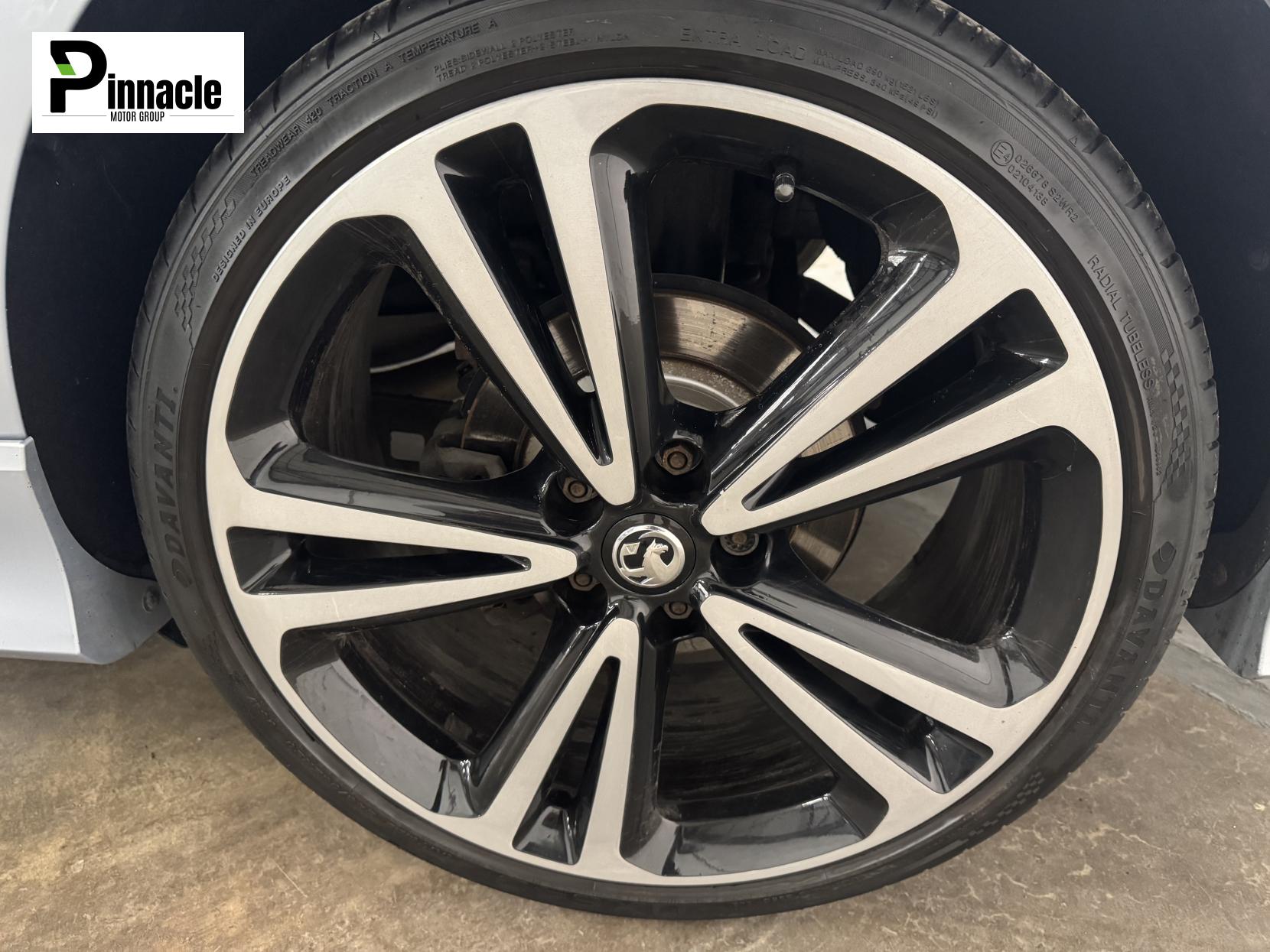Vauxhall Insignia 2.0 Turbo D BlueInjection SRi VX Line Nav Sports Tourer 5dr Diesel Manual Euro 6 (s/s) (170 ps)