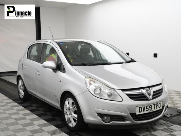 Vauxhall Corsa 1.2i 16v Design Hatchback 5dr Petrol Manual (a/c) (139 g/km, 79 bhp)