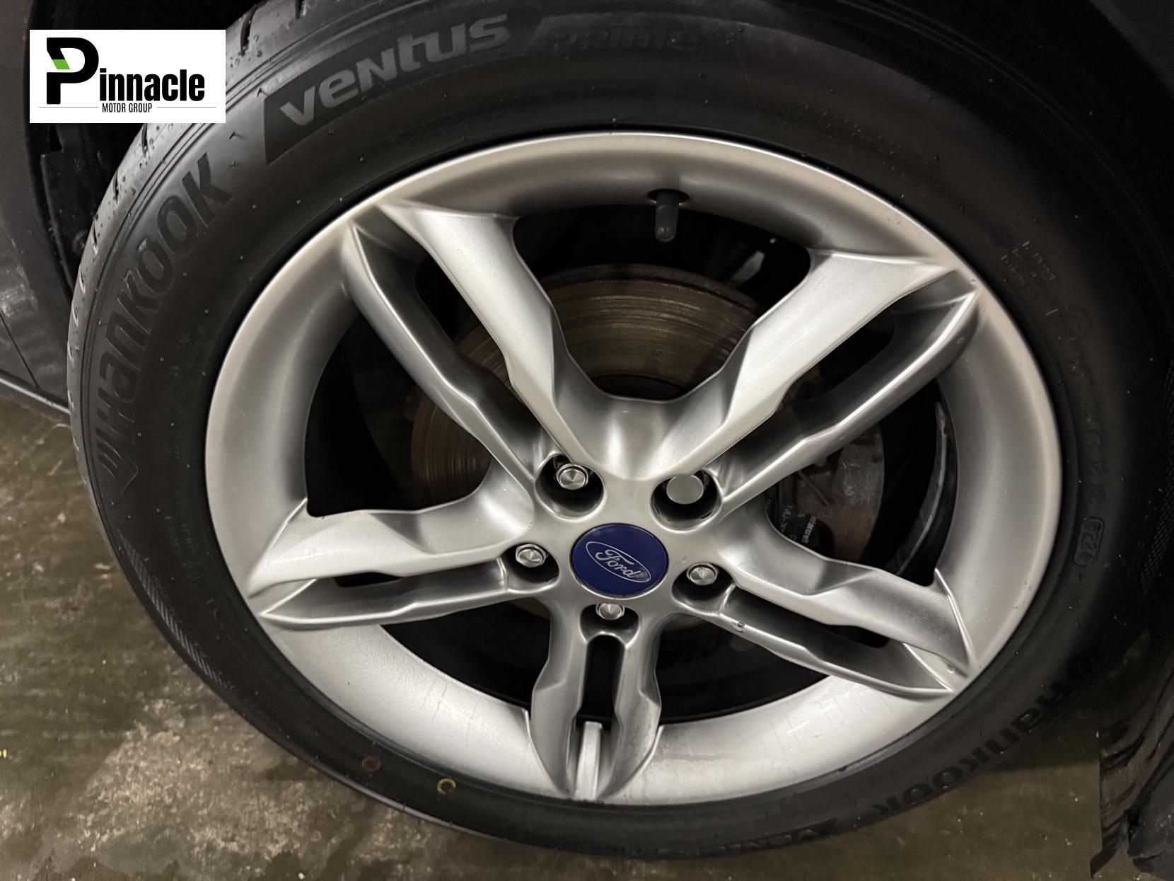 Ford Focus 1.6 TDCi Titanium X Hatchback 5dr Diesel Manual Euro 5 (s/s) (115 ps)