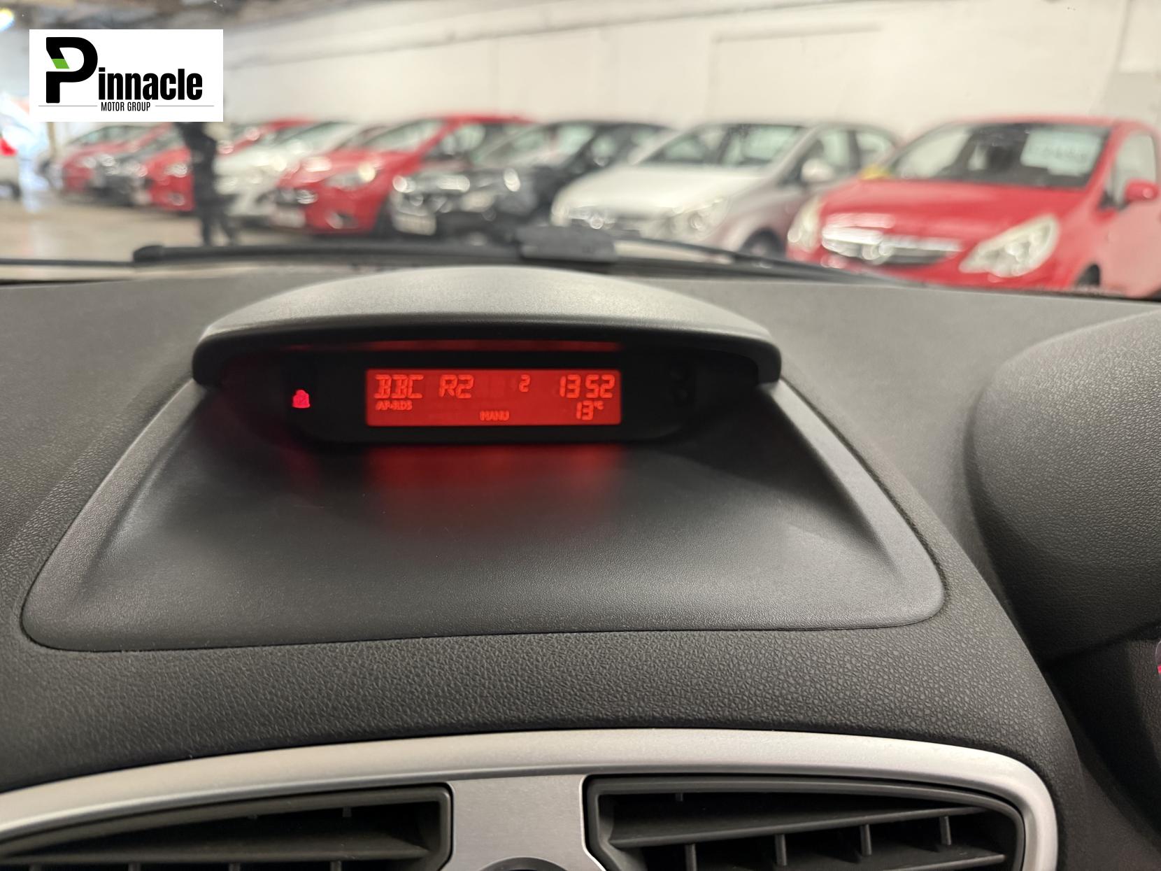 Renault Clio 1.2 TCe 16v Dynamique Hatchback 3dr Petrol Manual (139 g/km, 100 bhp)