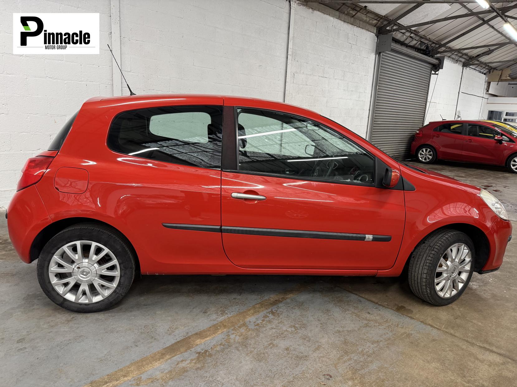Renault Clio 1.2 TCe 16v Dynamique Hatchback 3dr Petrol Manual (139 g/km, 100 bhp)