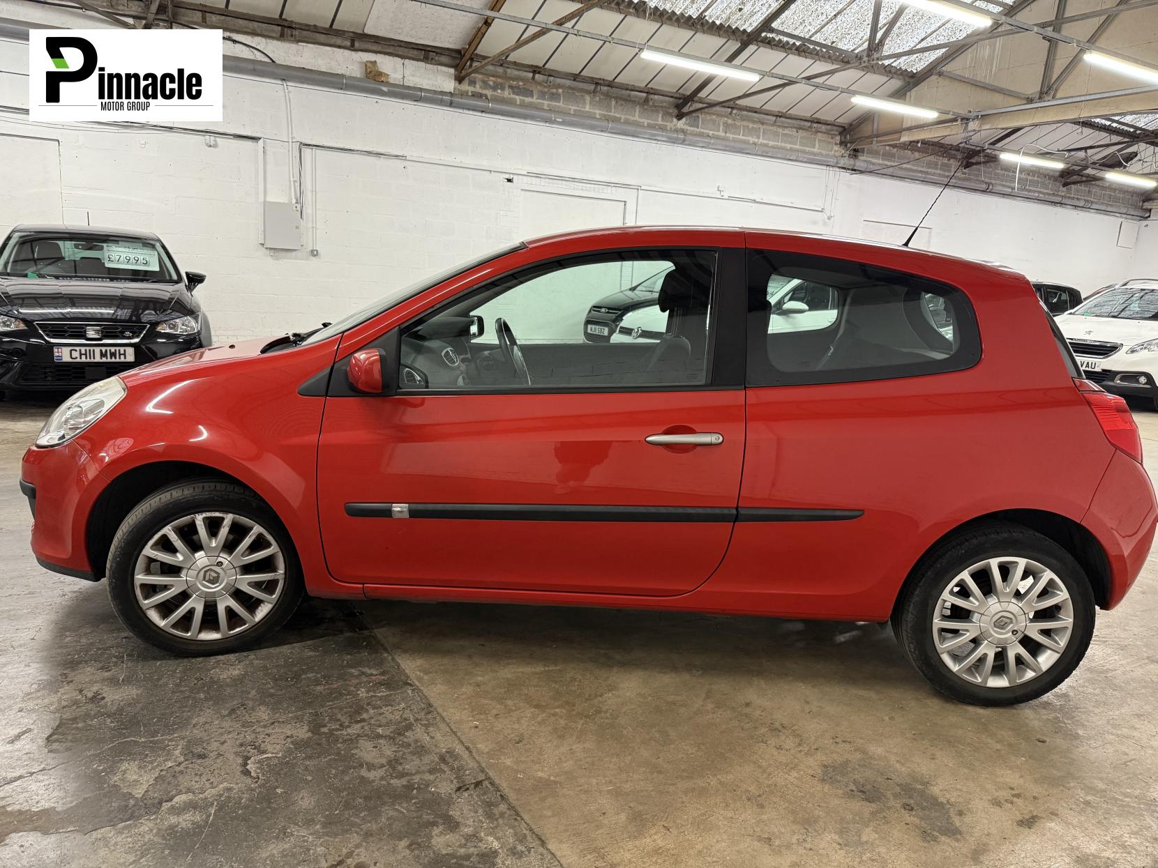 Renault Clio 1.2 TCe 16v Dynamique Hatchback 3dr Petrol Manual (139 g/km, 100 bhp)