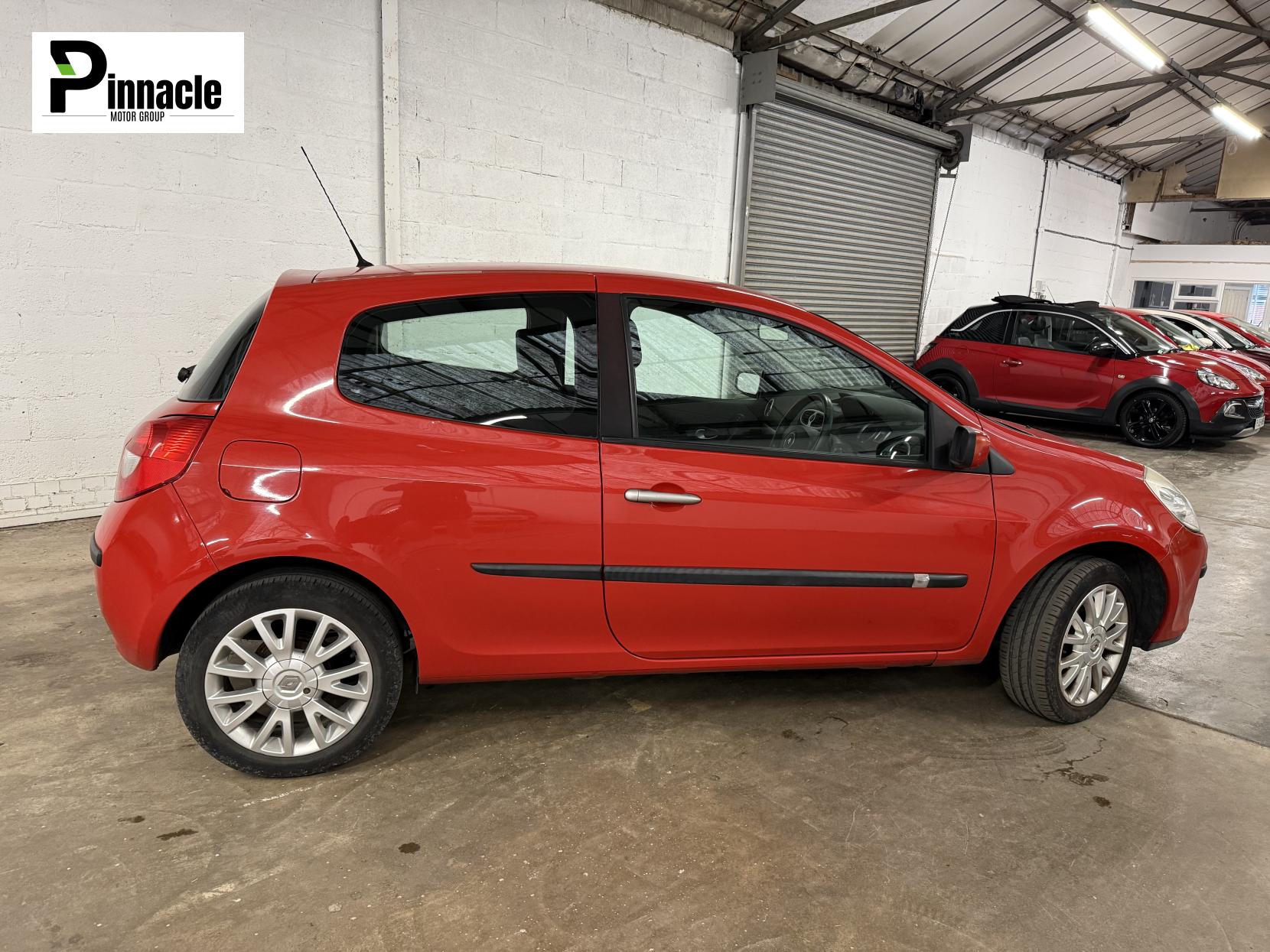 Renault Clio 1.2 TCe 16v Dynamique Hatchback 3dr Petrol Manual (139 g/km, 100 bhp)