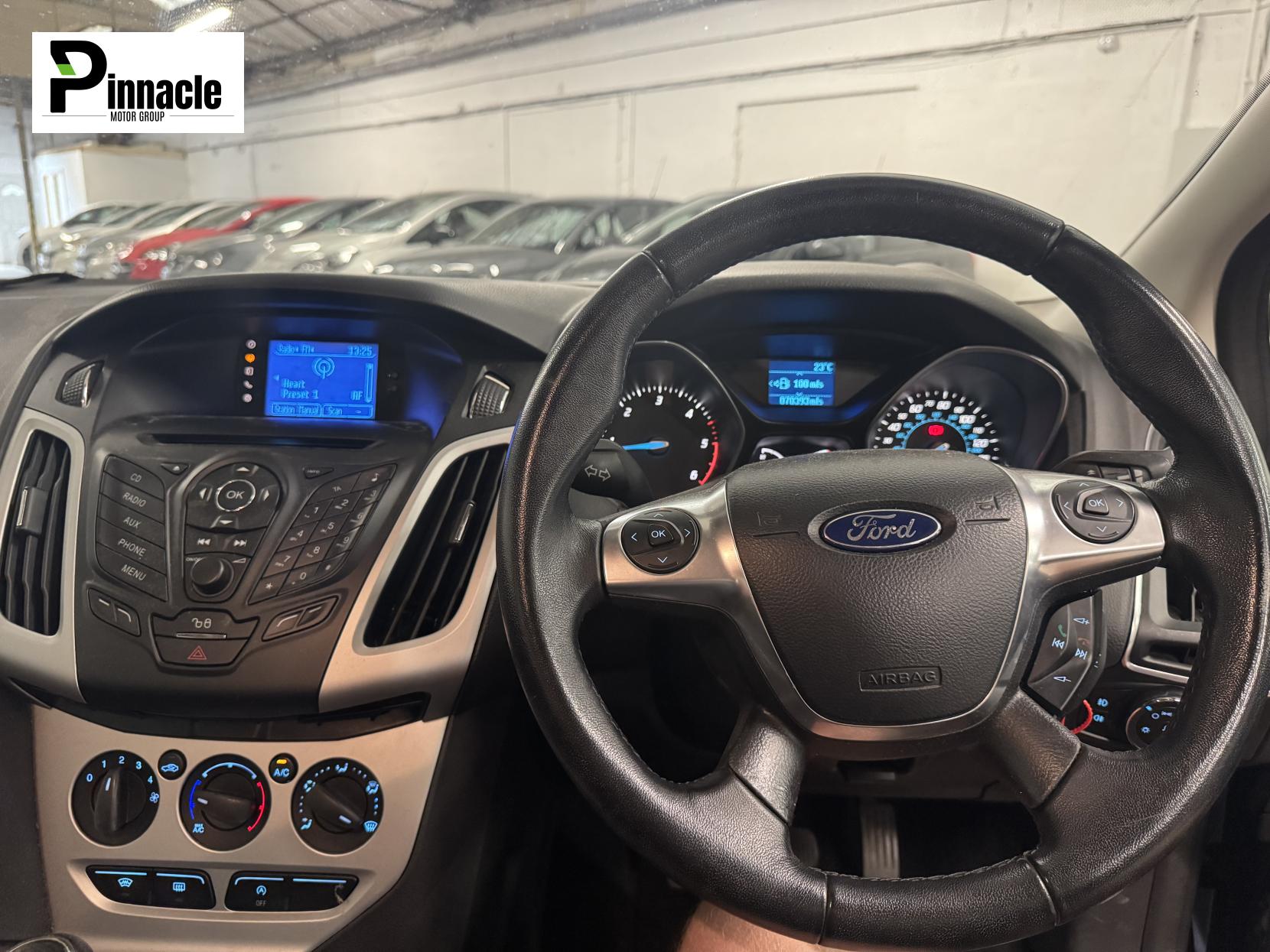 Ford Focus 1.6 TDCi Zetec Hatchback 5dr Diesel Manual Euro 5 (s/s) (115 ps)
