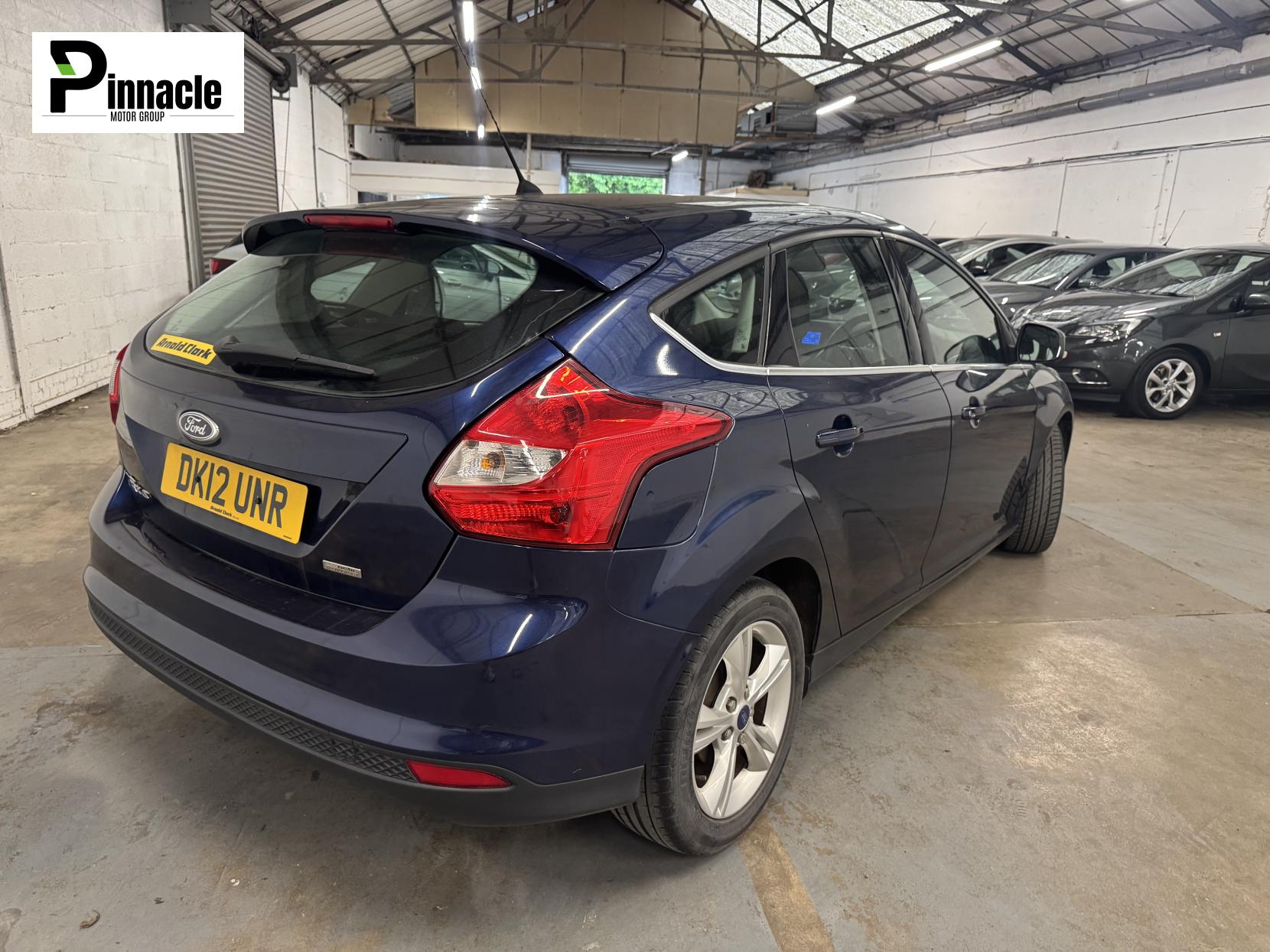 Ford Focus 1.6 TDCi Zetec Hatchback 5dr Diesel Manual Euro 5 (s/s) (115 ps)