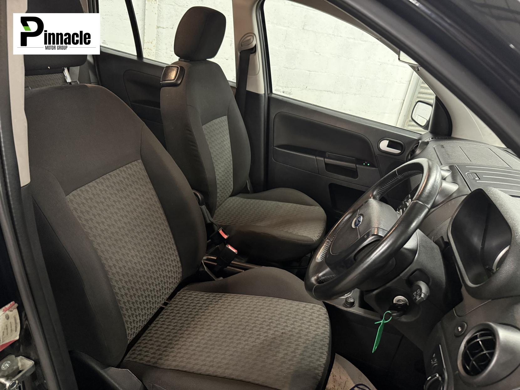 Ford Fusion 1.6 2 Hatchback 5dr Petrol Automatic (184 g/km, 99 bhp)