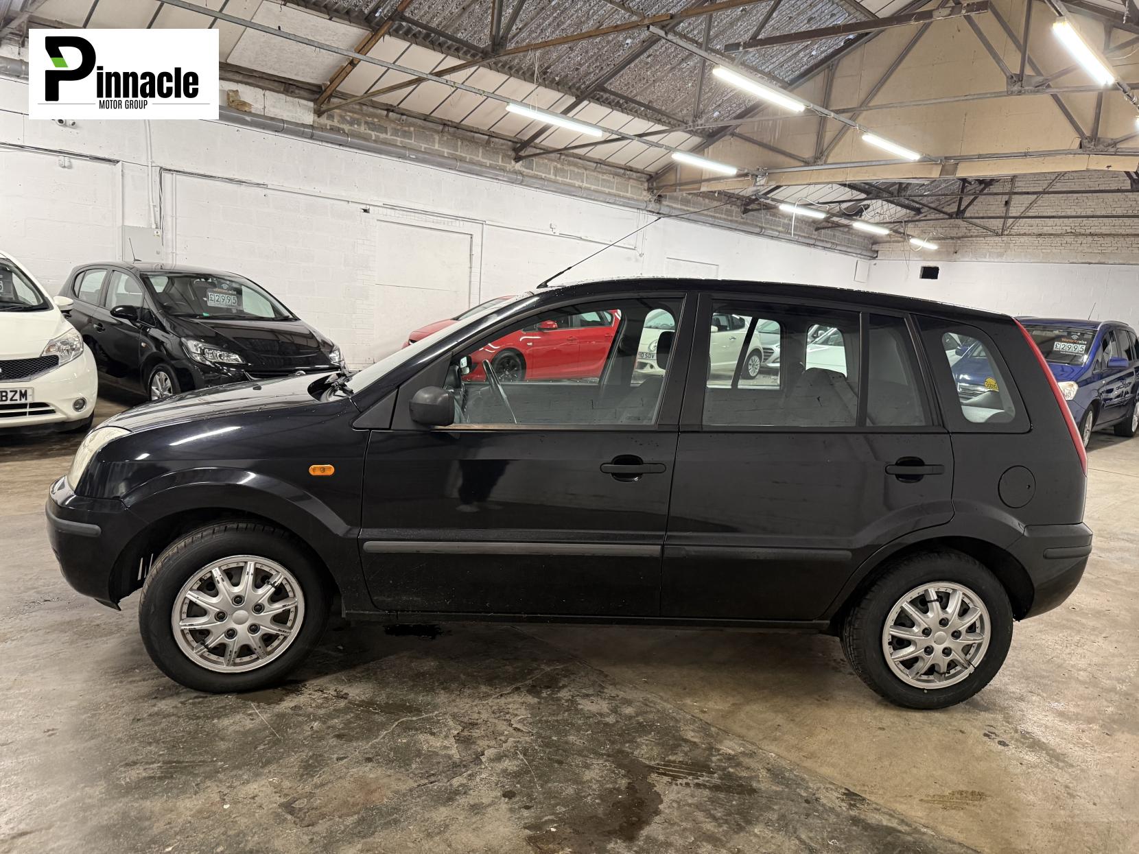 Ford Fusion 1.6 2 Hatchback 5dr Petrol Automatic (184 g/km, 99 bhp)