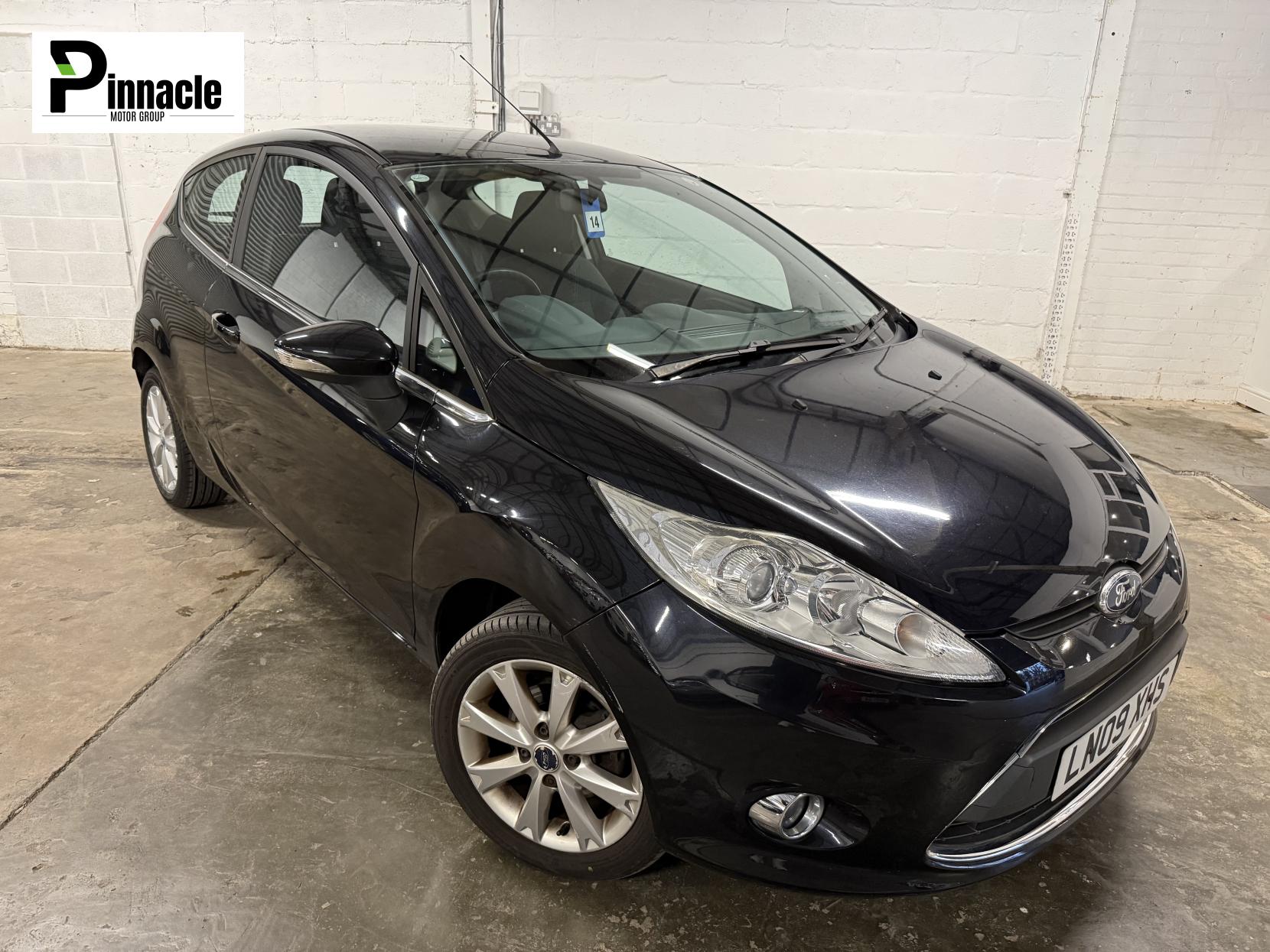 Ford Fiesta 1.4 TDCi Zetec Hatchback 3dr Diesel Manual (110 g/km, 67 bhp)