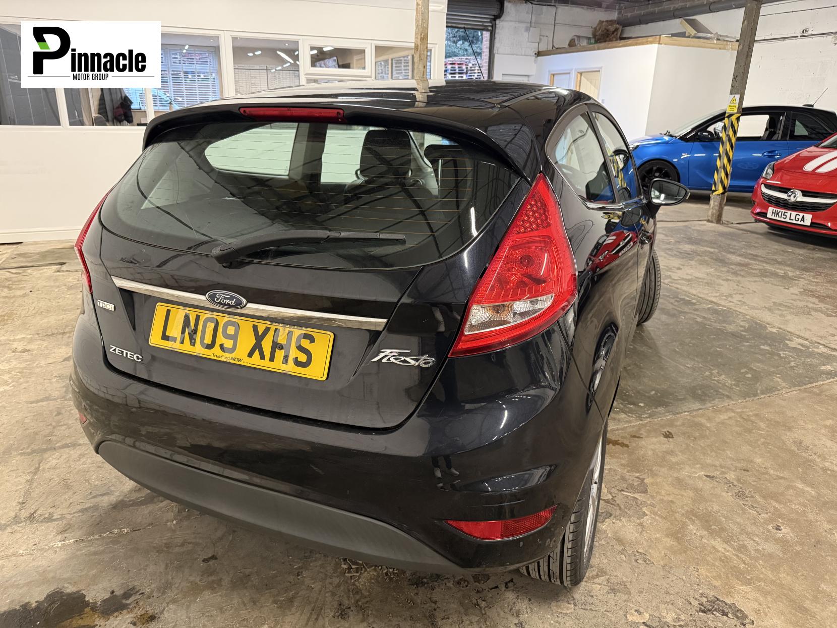 Ford Fiesta 1.4 TDCi Zetec Hatchback 3dr Diesel Manual (110 g/km, 67 bhp)